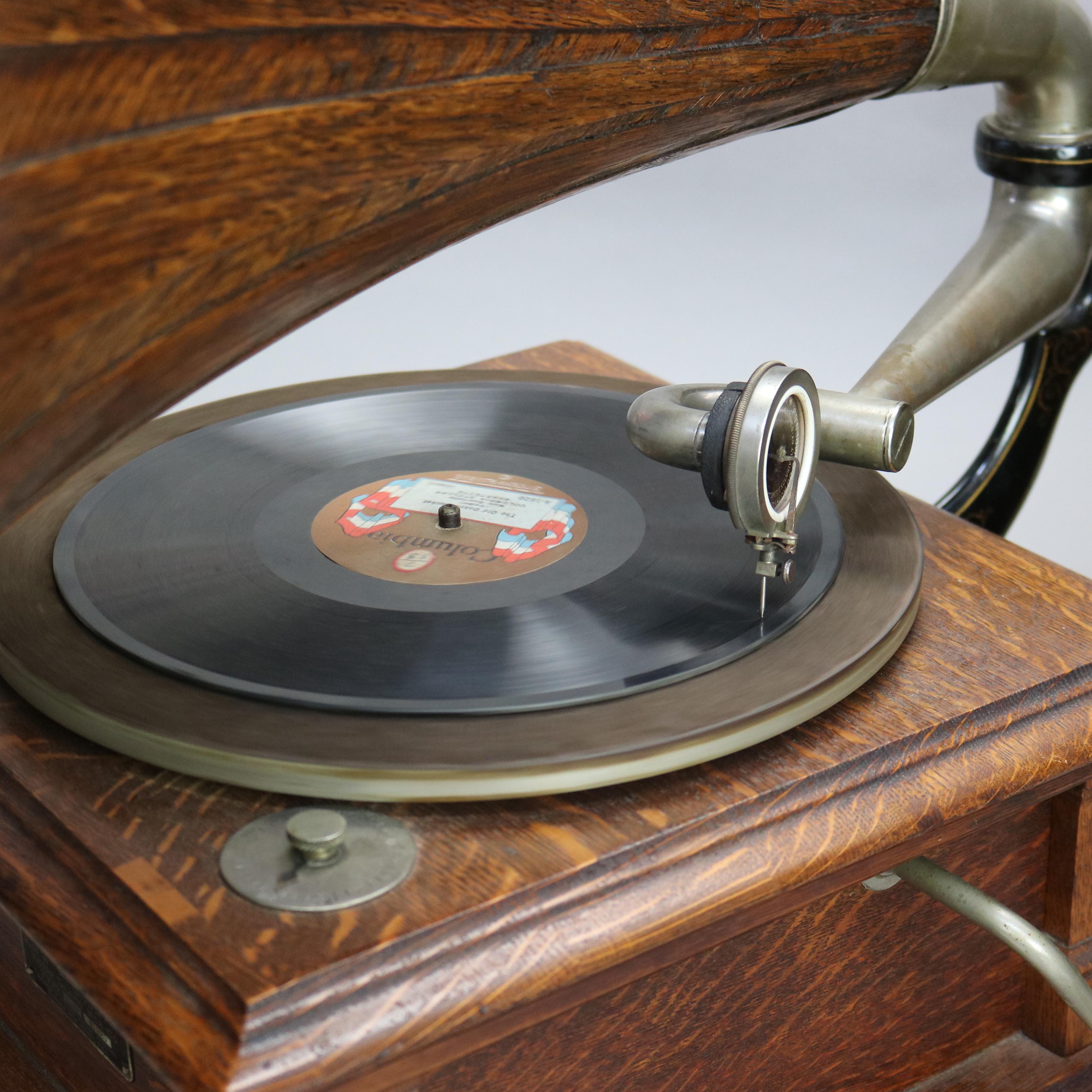Antiker Victor Victrola V Oak Phonograph mit Oak Horn & Vinylplatten C1910 1