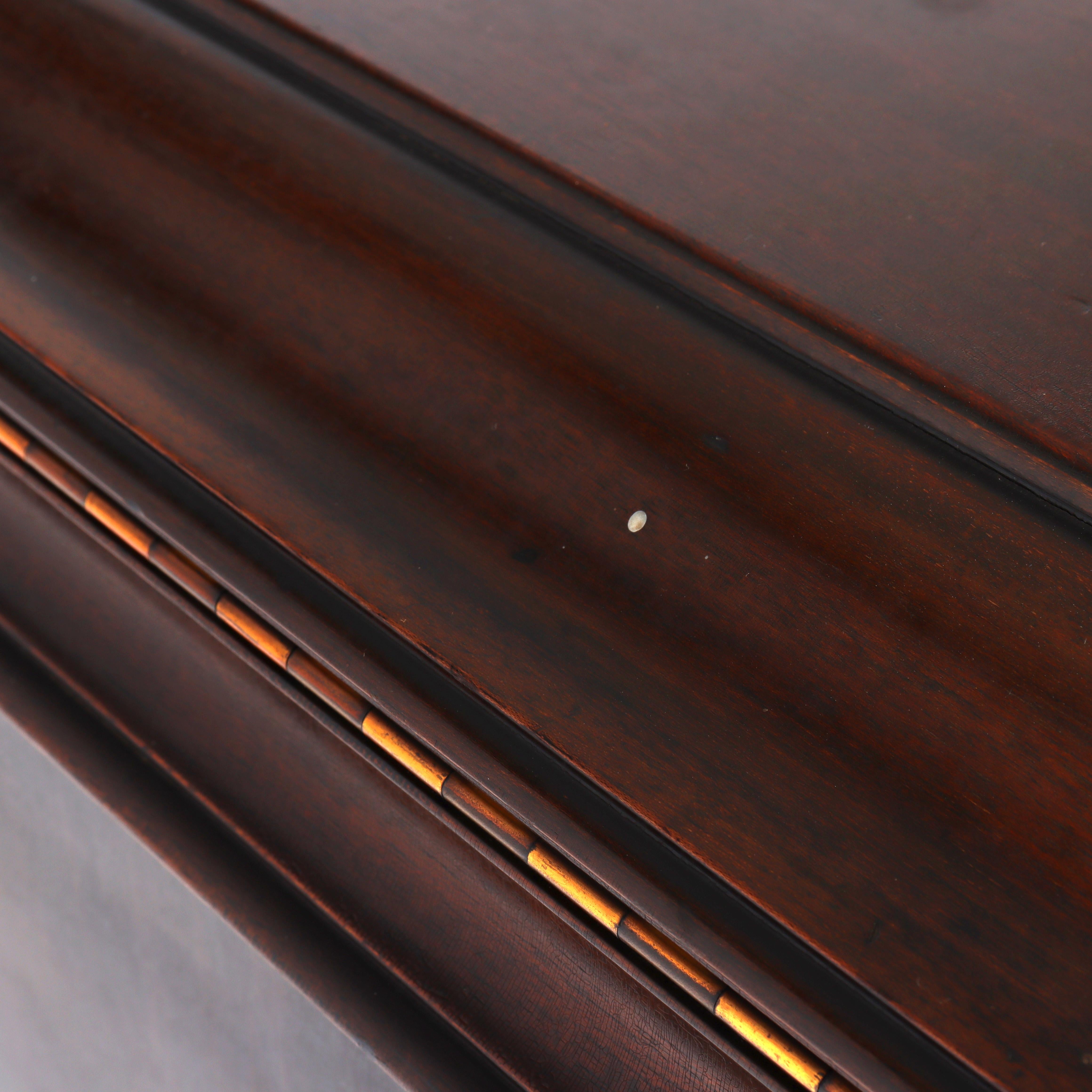 Antique Victor Victrola VV-230 Mahogany Phonograph Credenza Cabinet C1920 For Sale 11