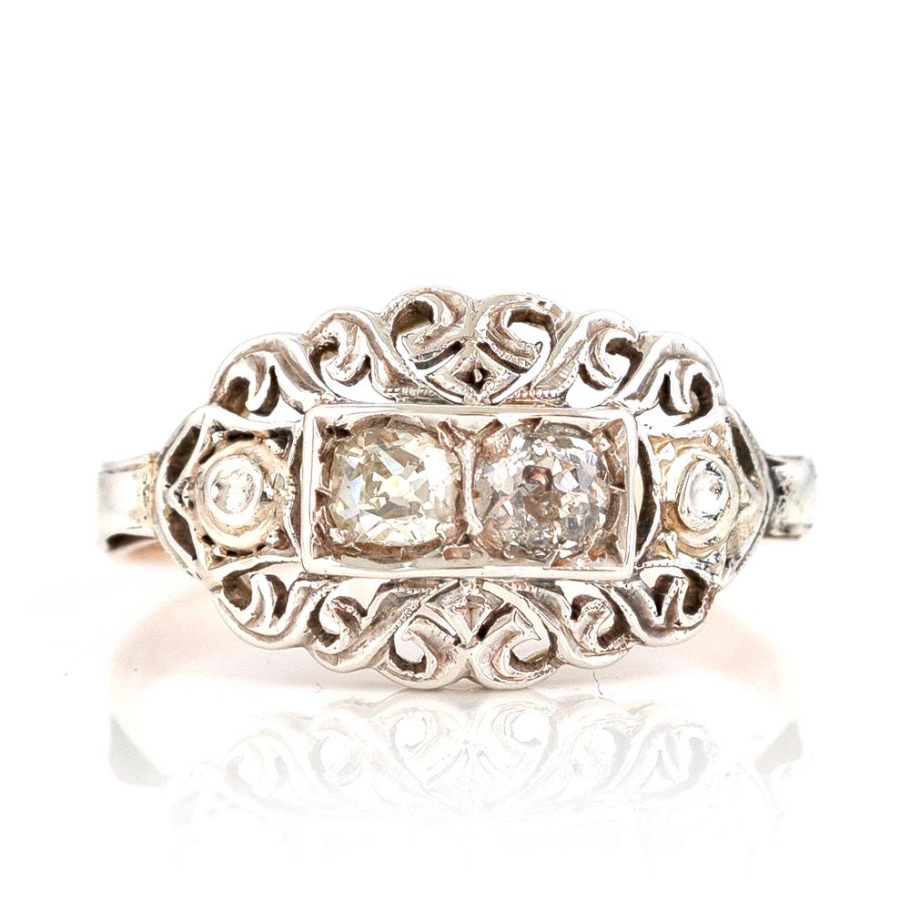 Antique Victorian 0.70 Carat Diamond 14 Carat Gold Ring For Sale 1