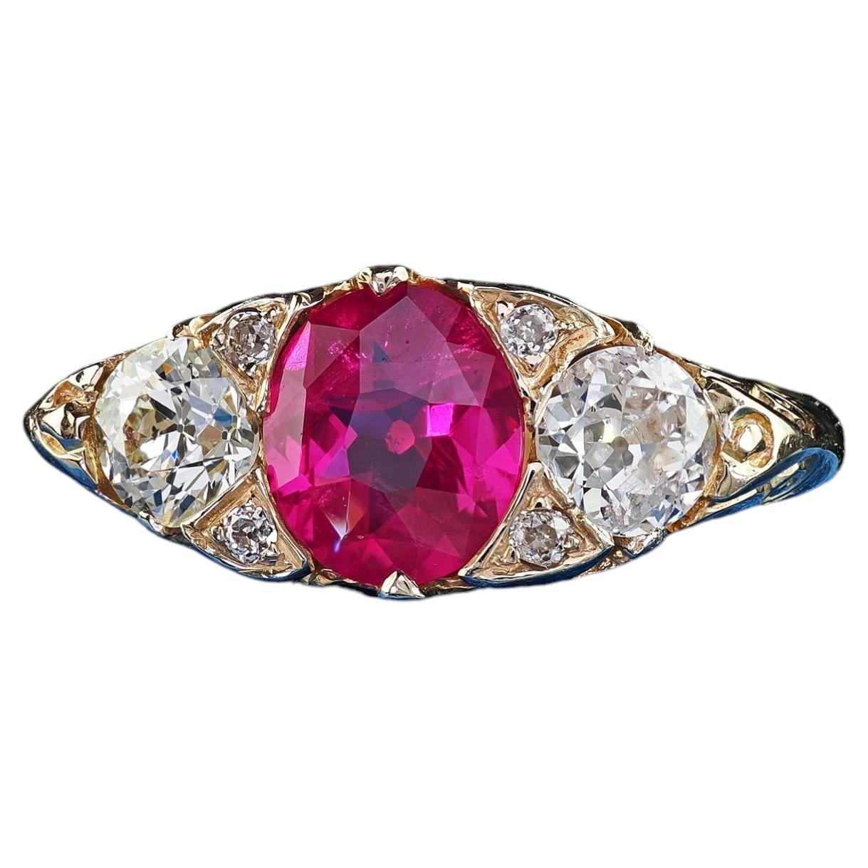 Anillo antiguo victoriano de oro de 10/18 quilates con un rubí de Birmania y tres diamantes al estilo europeo clásico - AGL