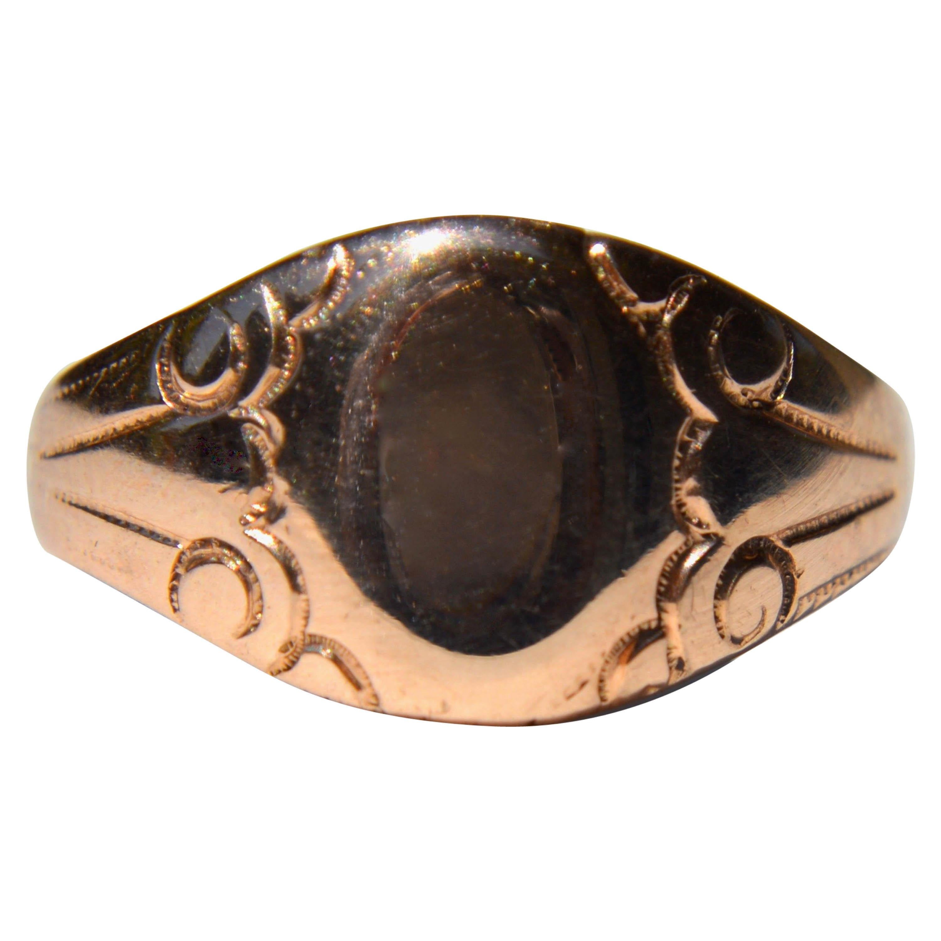 Antique Victorian 10 Karat Rose Gold Signet Ring