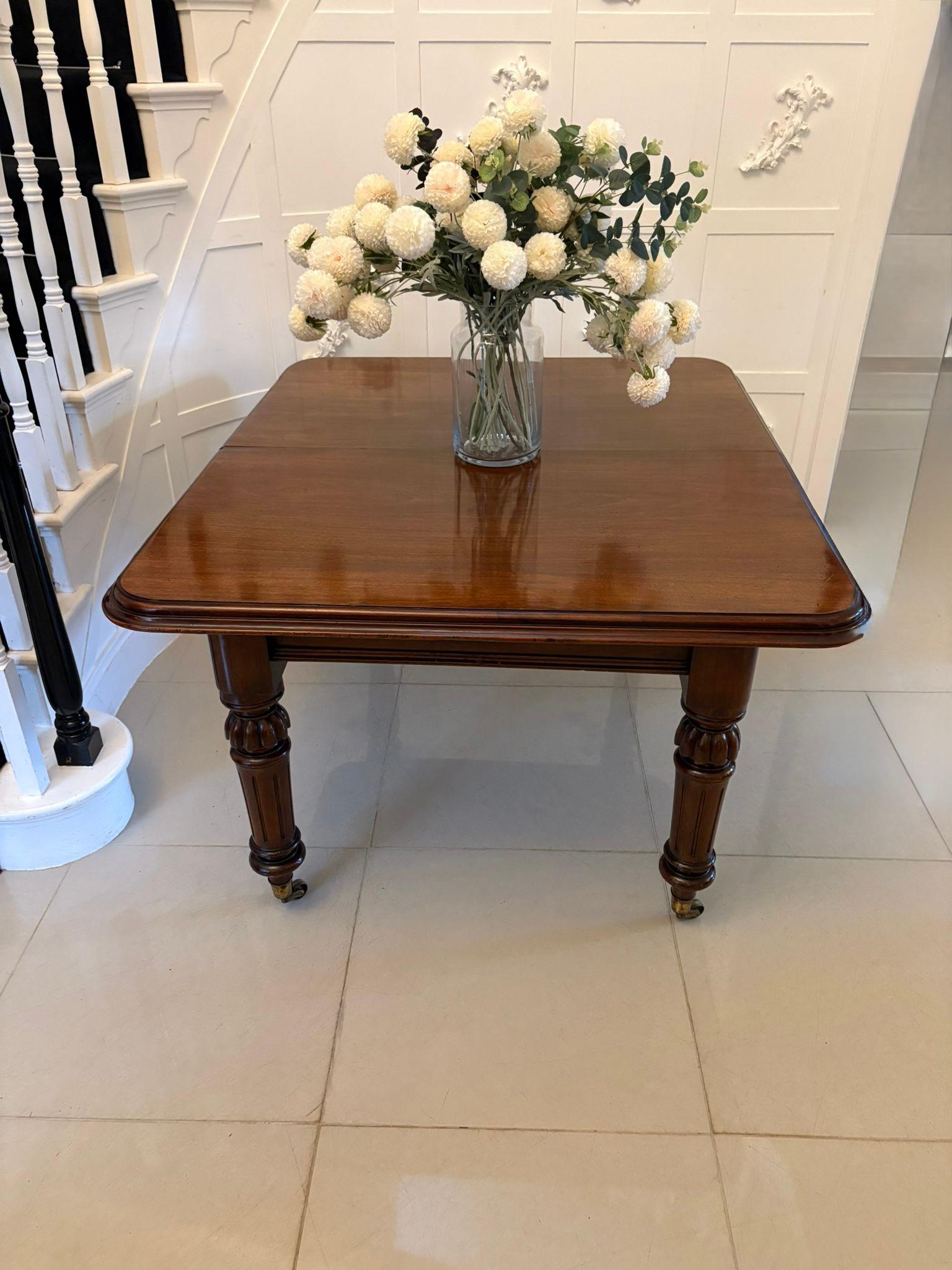 English Antique Victorian 10 Seater Quality Figured Mahogany Extending Dining Table