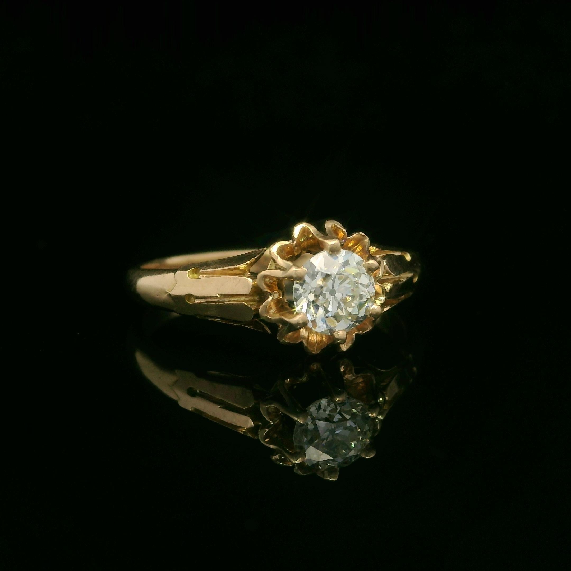 Taille vieille Europe Bague solitaire victorienne ancienne en or 10 carats avec diamant taille européenne ancienne de 0,48 carat en vente