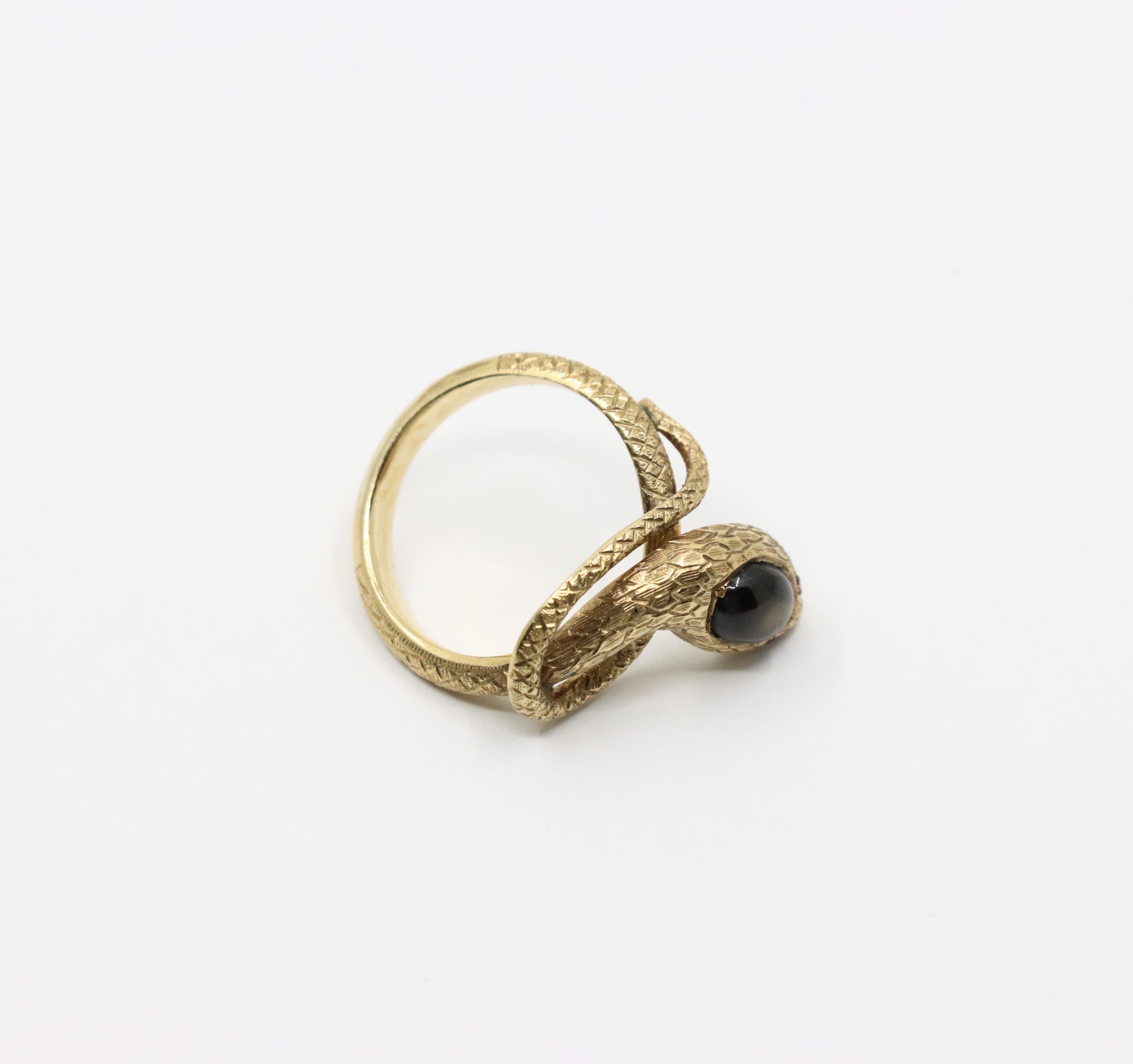 Antique Victorian 10K Gold Star Sapphire Snake Ring For Sale 7