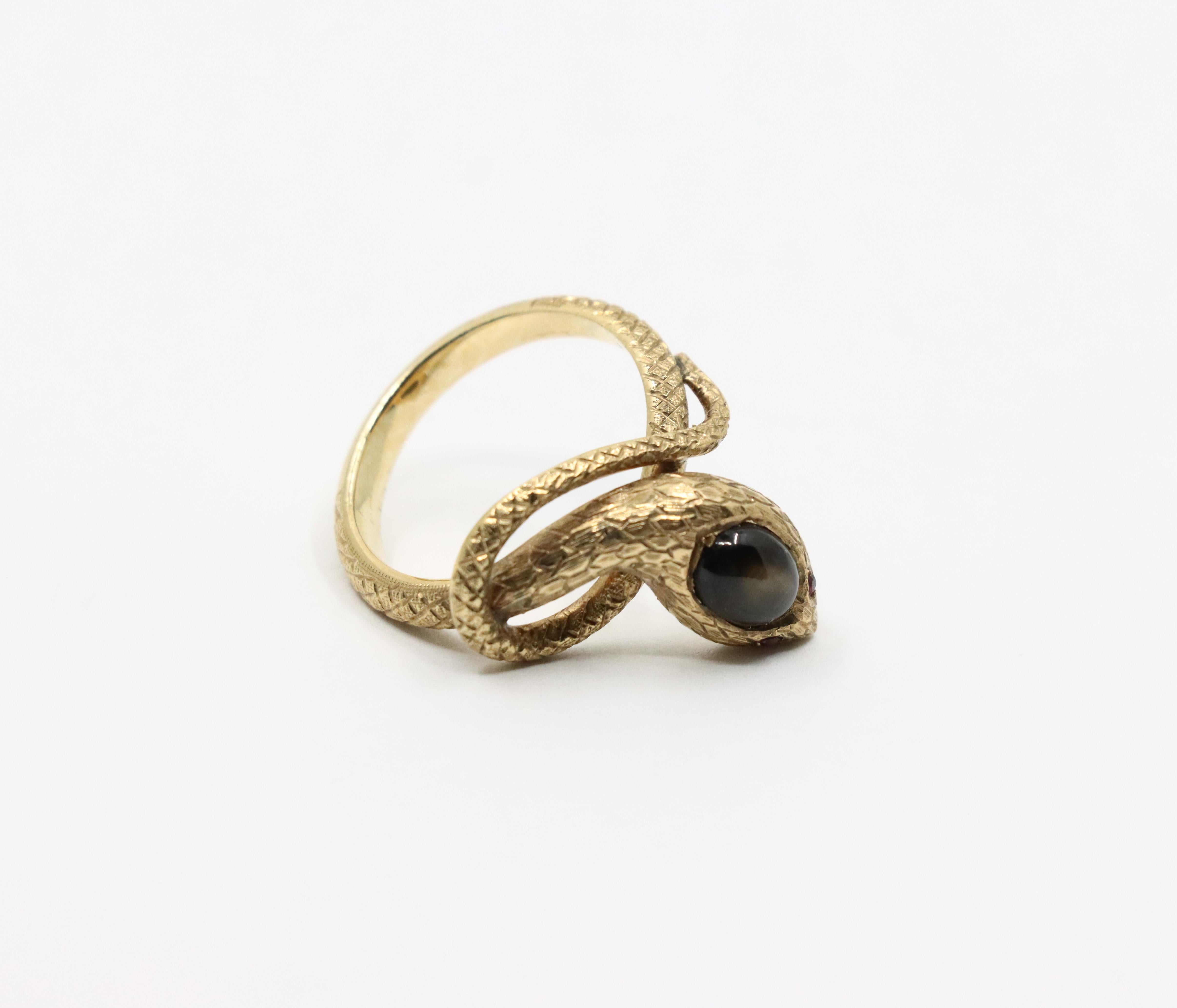Antique Victorian 10K Gold Star Sapphire Snake Ring For Sale 2