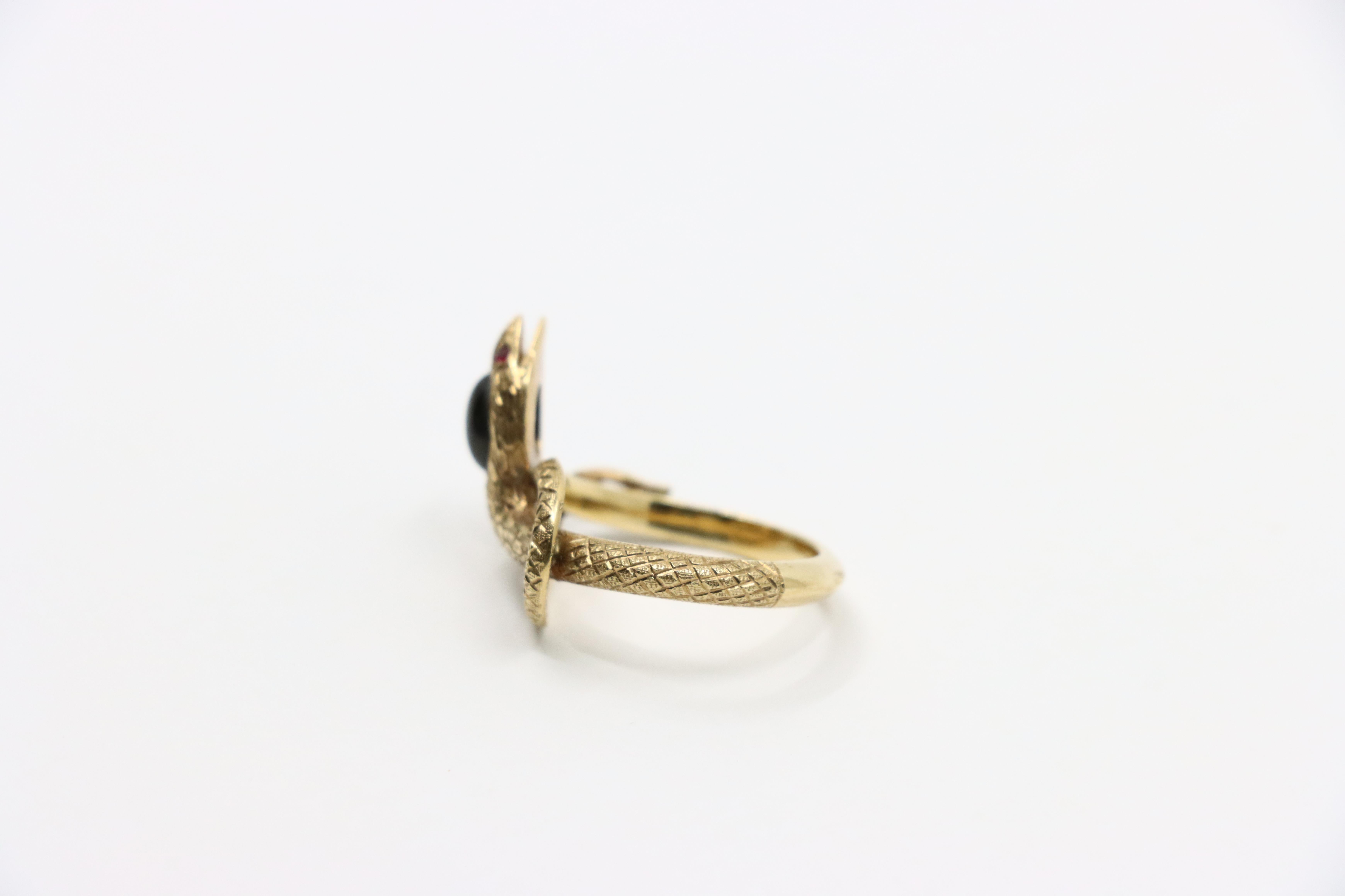 Antique Victorian 10K Gold Star Sapphire Snake Ring For Sale 4