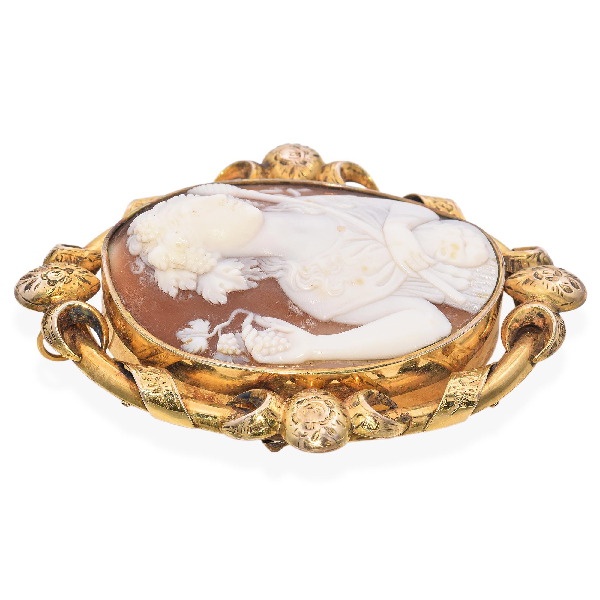 Women's Antique Victorian 10K Yellow Gold Bacchante Cameo Brooch For Sale