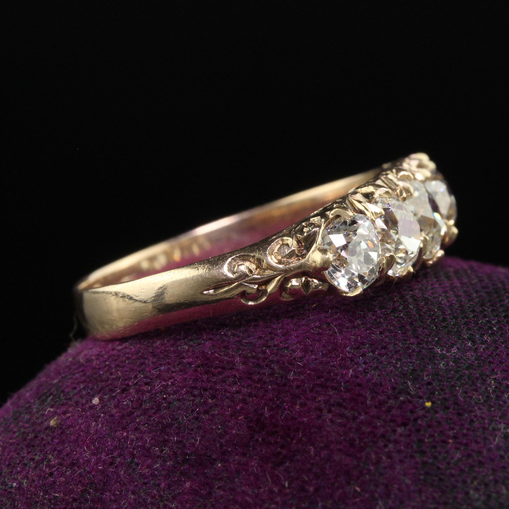 Antique Victorian 10K Yellow Gold Old Mine Diamond Five Stone Band - Size 9 1/4 In Good Condition For Sale In Great Neck, NY