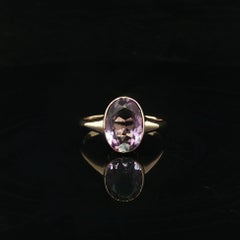 Antique Victorian 10k Yellow Gold Oval Bezel Amethyst Solitaire Ring