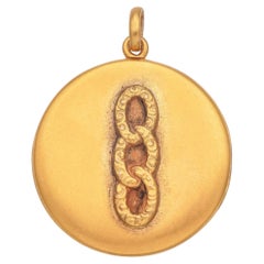 Antique Victorian 10K Yellow Gold Round Locket Pendant