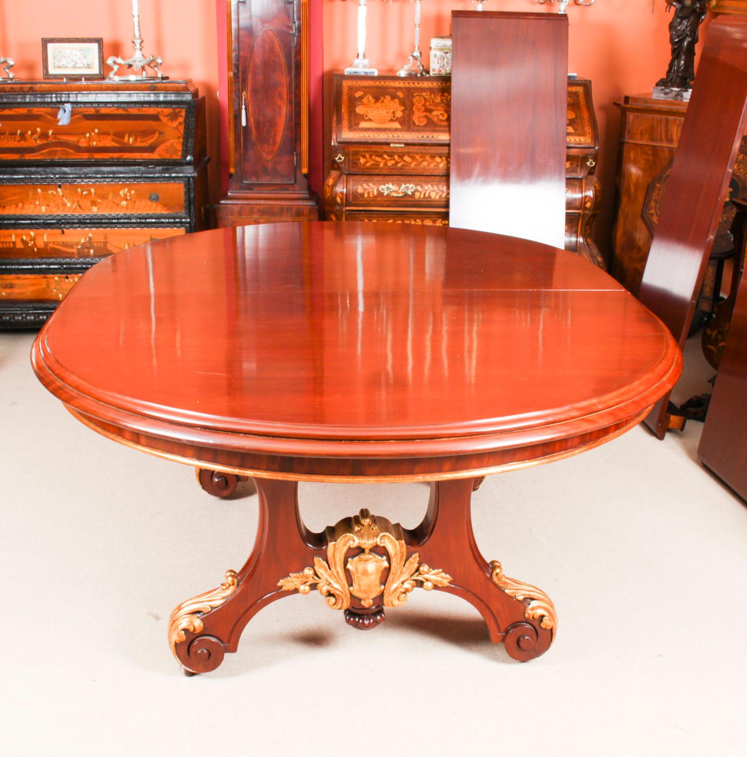 Ancienne table de salle à manger victorienne à deux pieds en acajou, 19ème siècle en vente 3