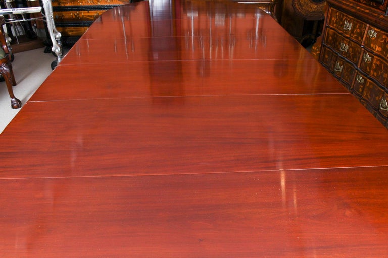 Antique Victorian Mahogany Twin Base Extending Dining Table, 19th C For Sale 8
