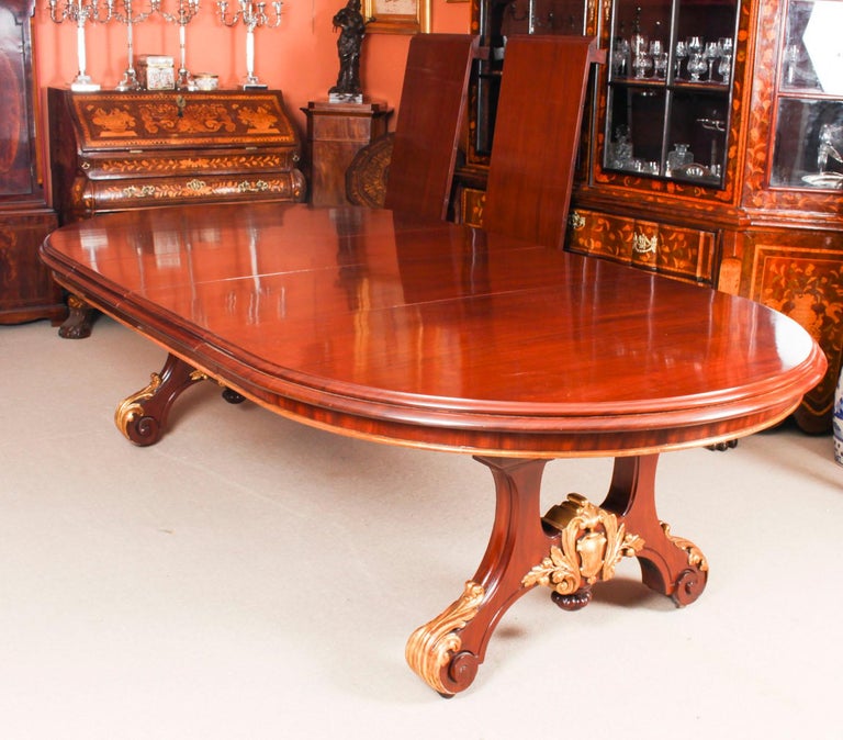 Antique Victorian Mahogany Twin Base Extending Dining Table, 19th C For Sale 11