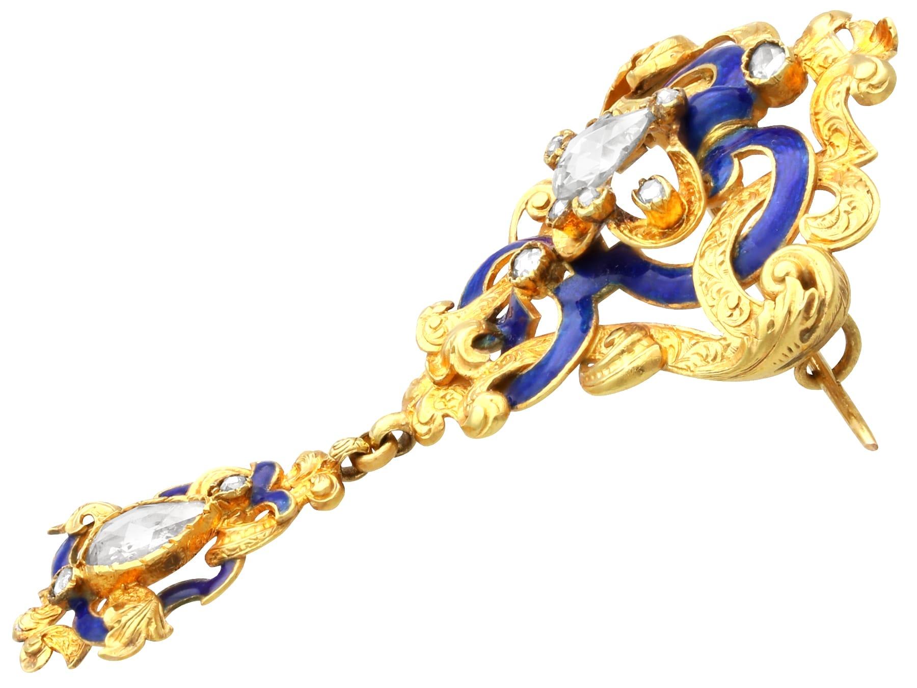 Taille poire Broche victorienne ancienne en or jaune 21 carats et émail avec diamants de 1,38 carat  en vente