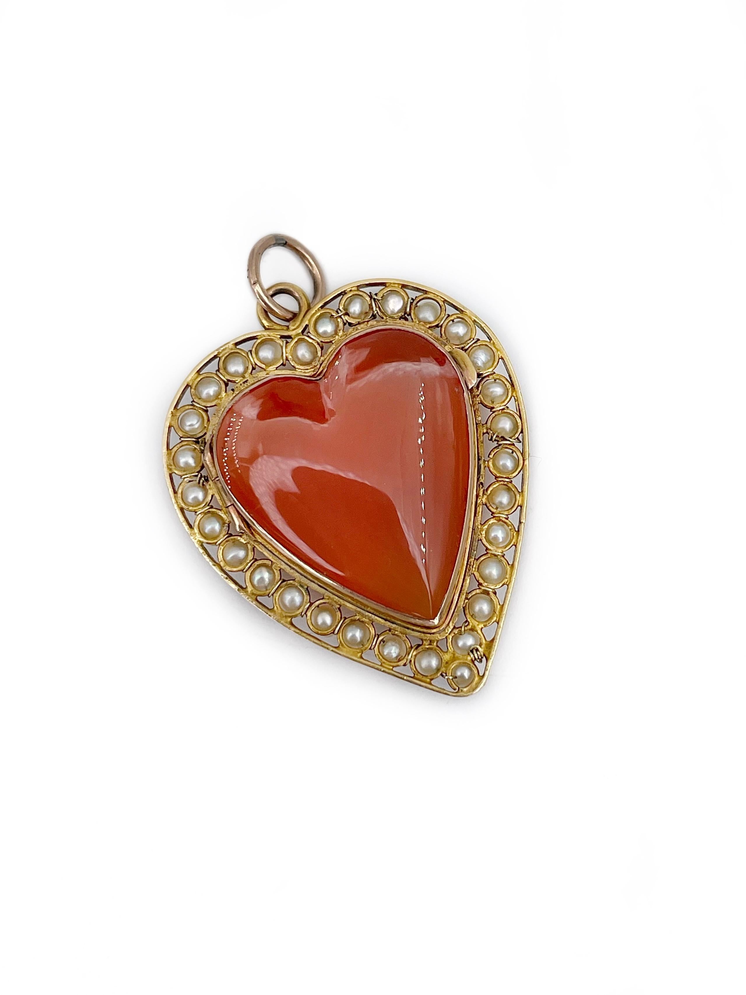Antique Victorian 14 Karat Gold Carnelian Pearl Heart Locket Pendant In Good Condition In Vilnius, LT