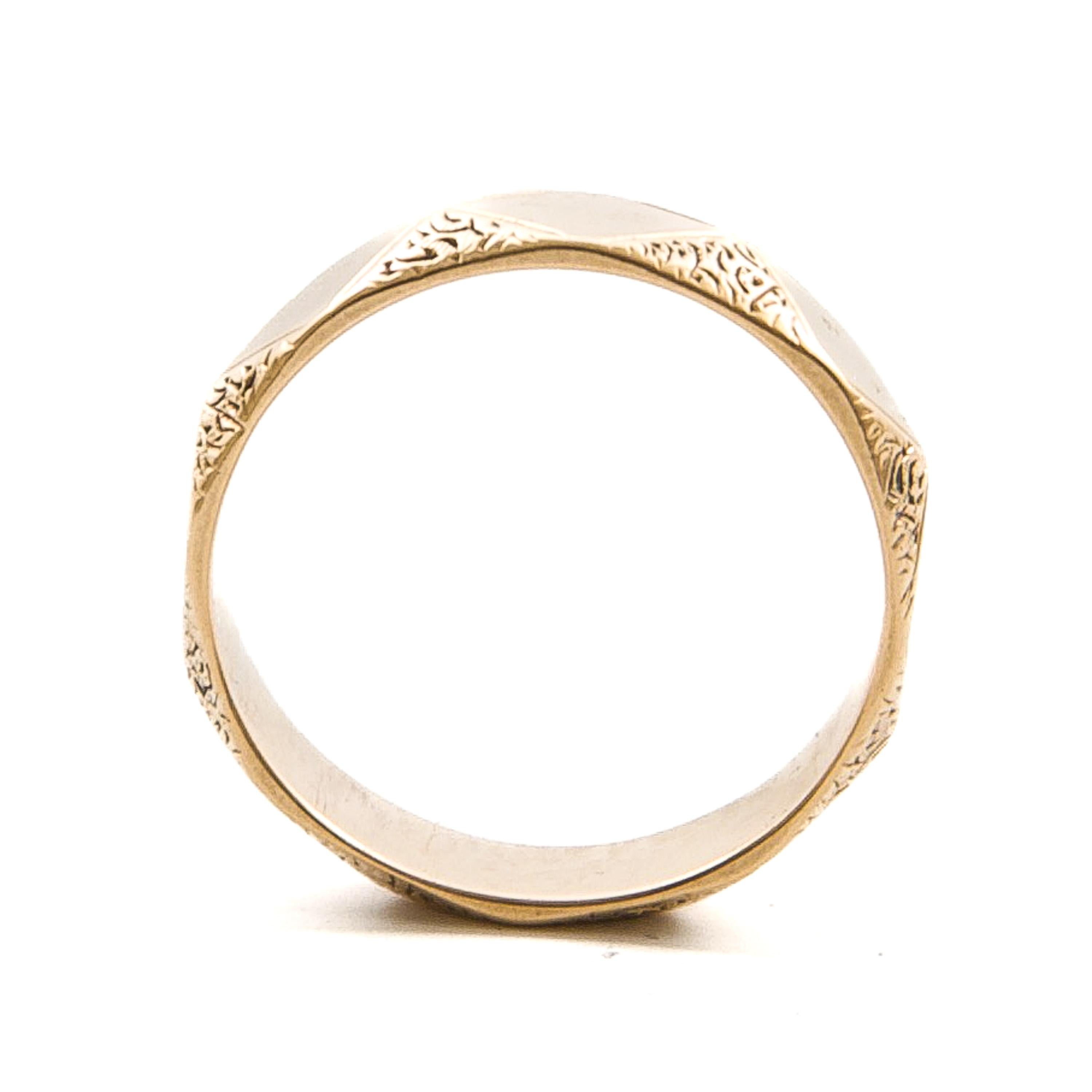 Victorien Bague jonc victorienne ancienne rose texturée en or 14 carats en vente