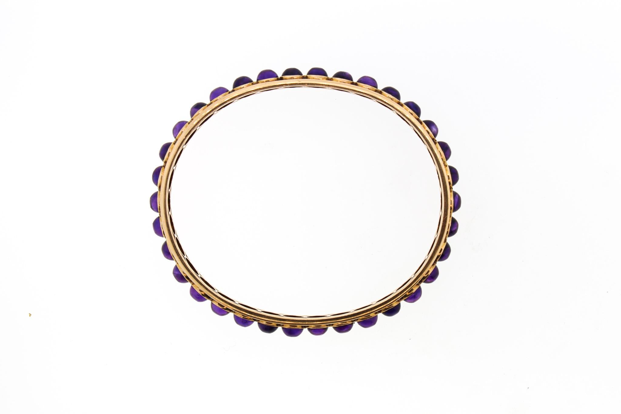 Antique Victorian 14 Karat Rose Gold Cabochon Amethyst Bangle Bracelet In Good Condition In New York, NY