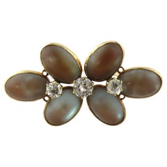 Antique Victorian 14 Karat Yellow Gold Saphrite and Spinel Flower Brooch Pin