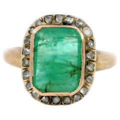 Antiker viktorianischer Cluster-Ring aus 18 Karat Gold mit 1,45 Karat Smaragd und Diamant im Rosenschliff