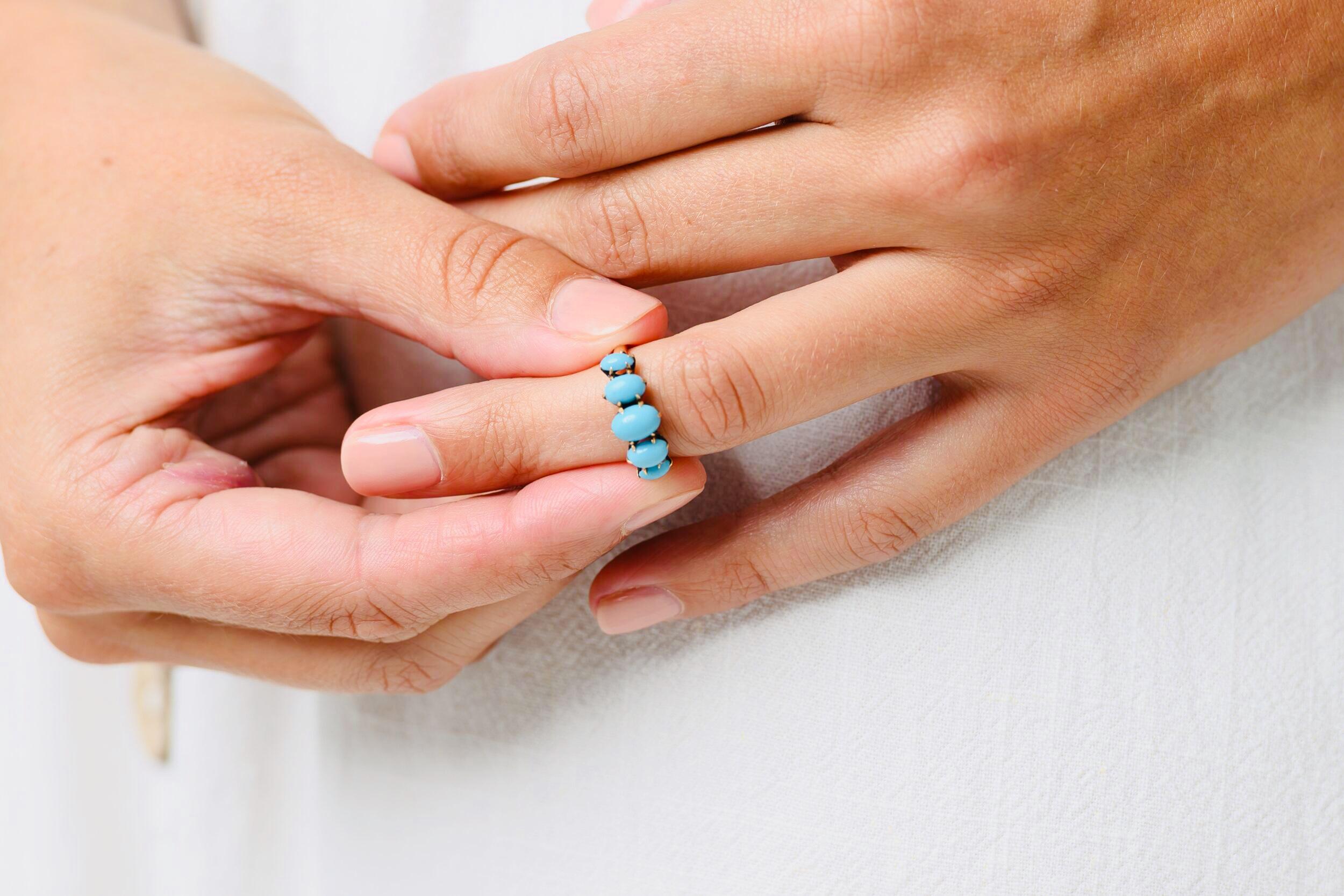 Antique, Victorian, 14 Carat Gold, Natural Turquoise Five-Stone Half Hoop Ring In Excellent Condition In Rochford, Essex