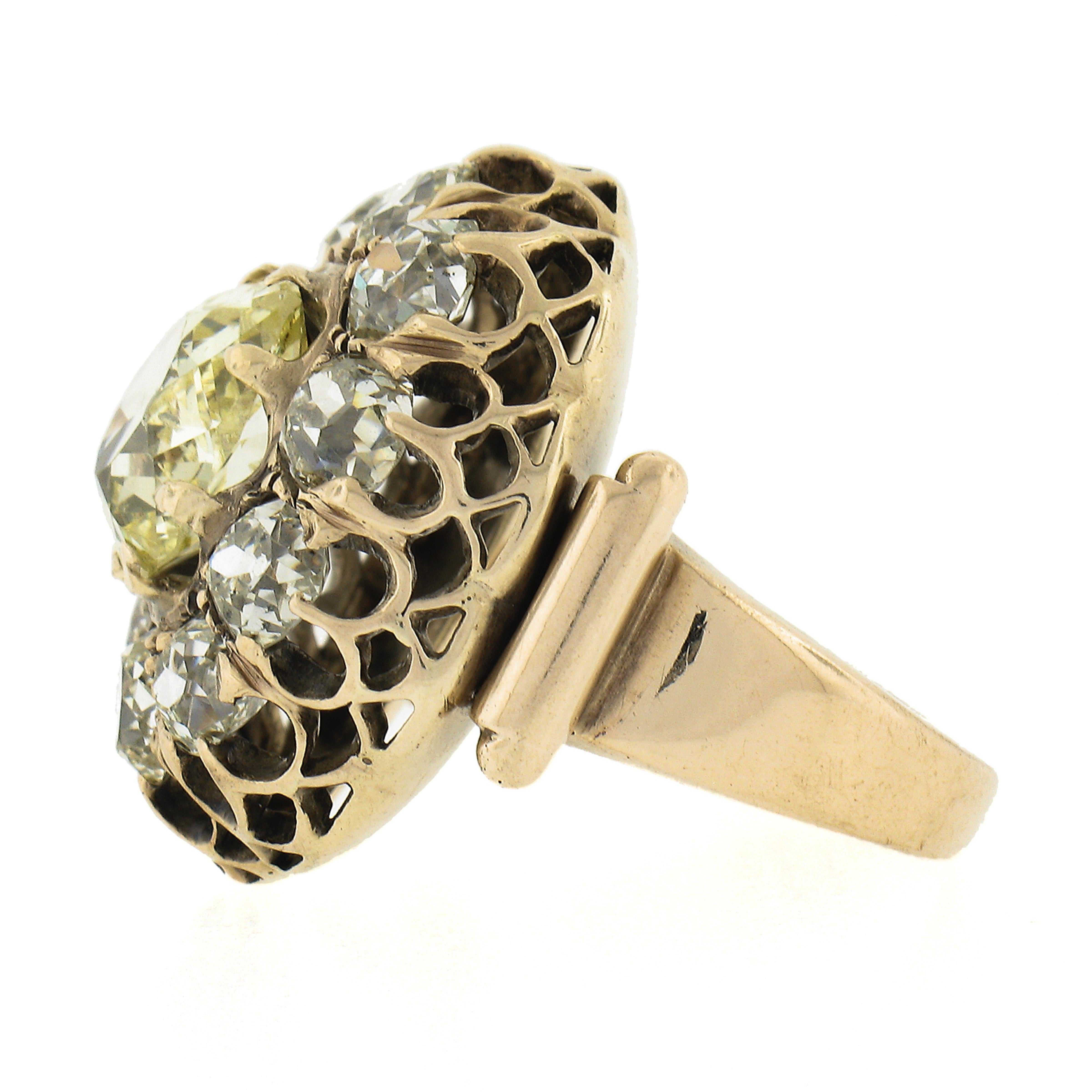 Antiker viktorianischer 14K Gold 6,49 Karat GIA Fancy Intense Gelber alter Diamant Halo-Ring im Zustand „Hervorragend“ im Angebot in Montclair, NJ