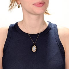 Antique Victorian 14K Gold & Agate Cabochon Double-Sided Locket Pendant