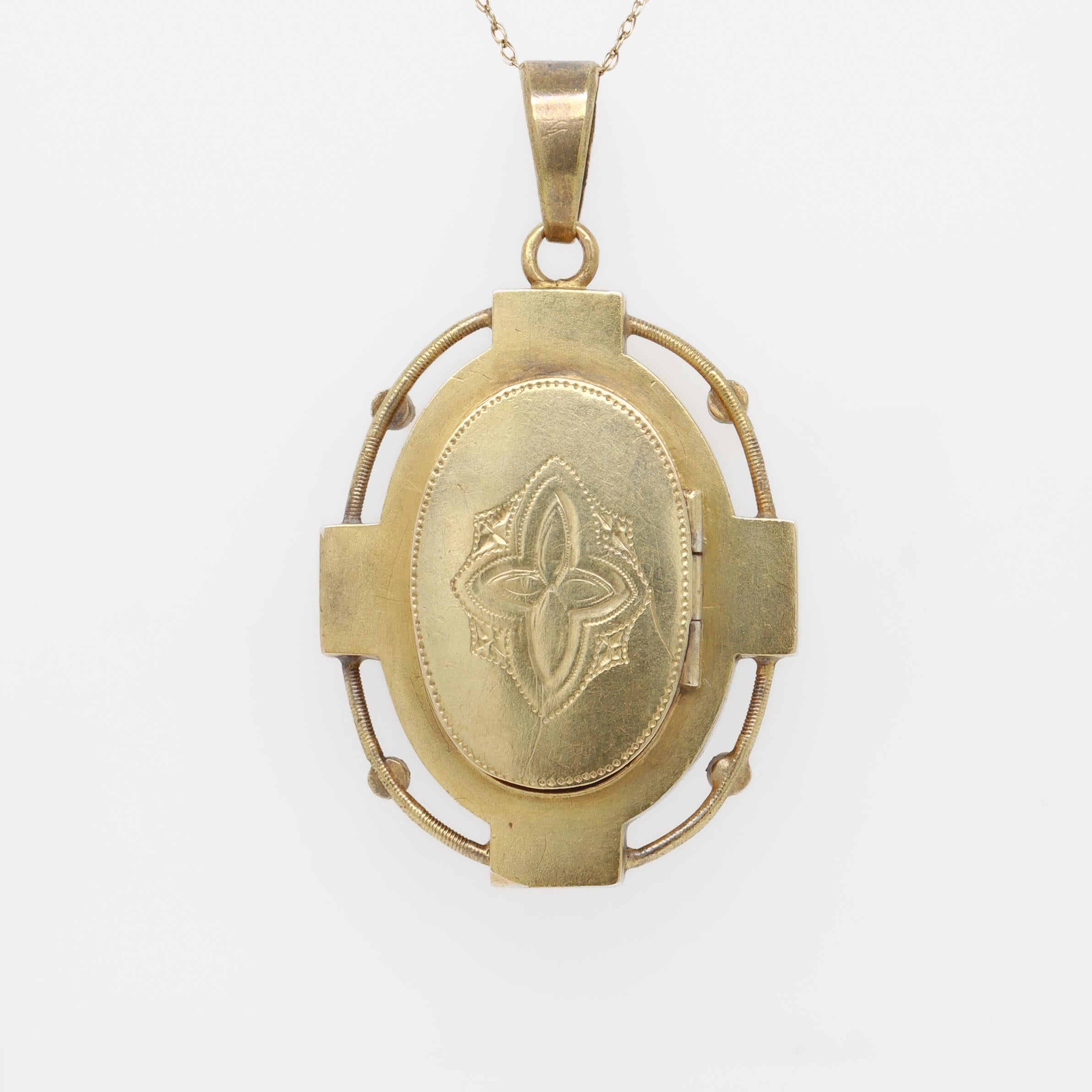 Antique Victorian 14k Gold and Seed Pearl Pendant Locket For Sale 5
