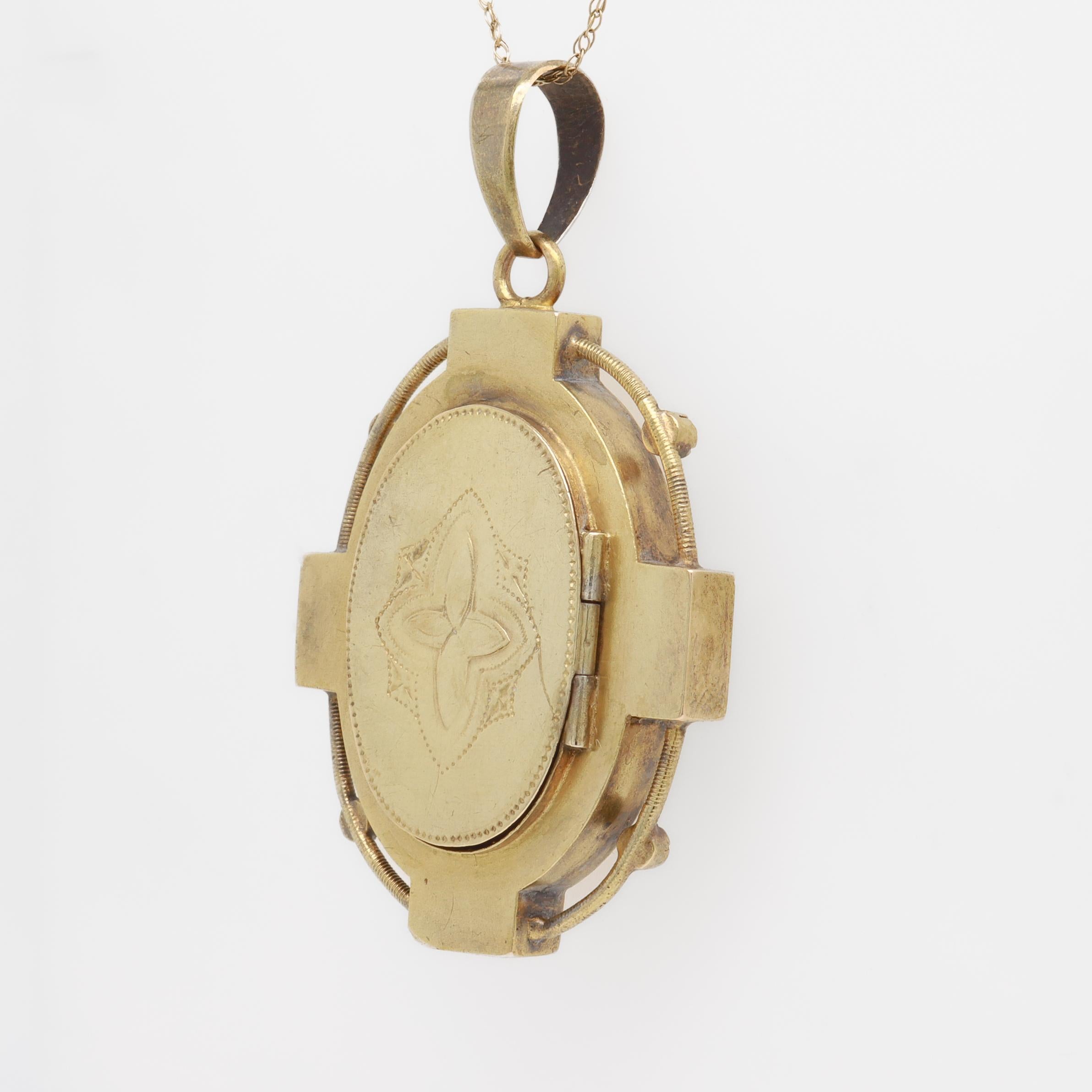 Antique Victorian 14k Gold and Seed Pearl Pendant Locket For Sale 6
