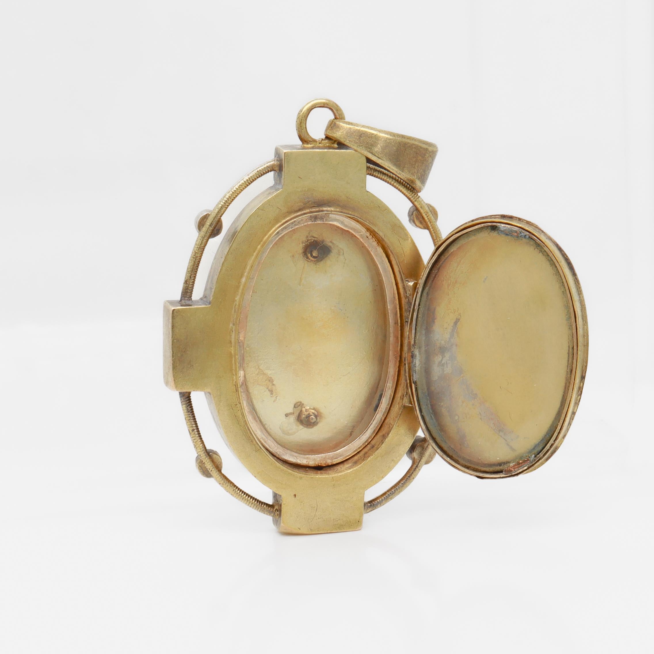Antique Victorian 14k Gold and Seed Pearl Pendant Locket For Sale 2