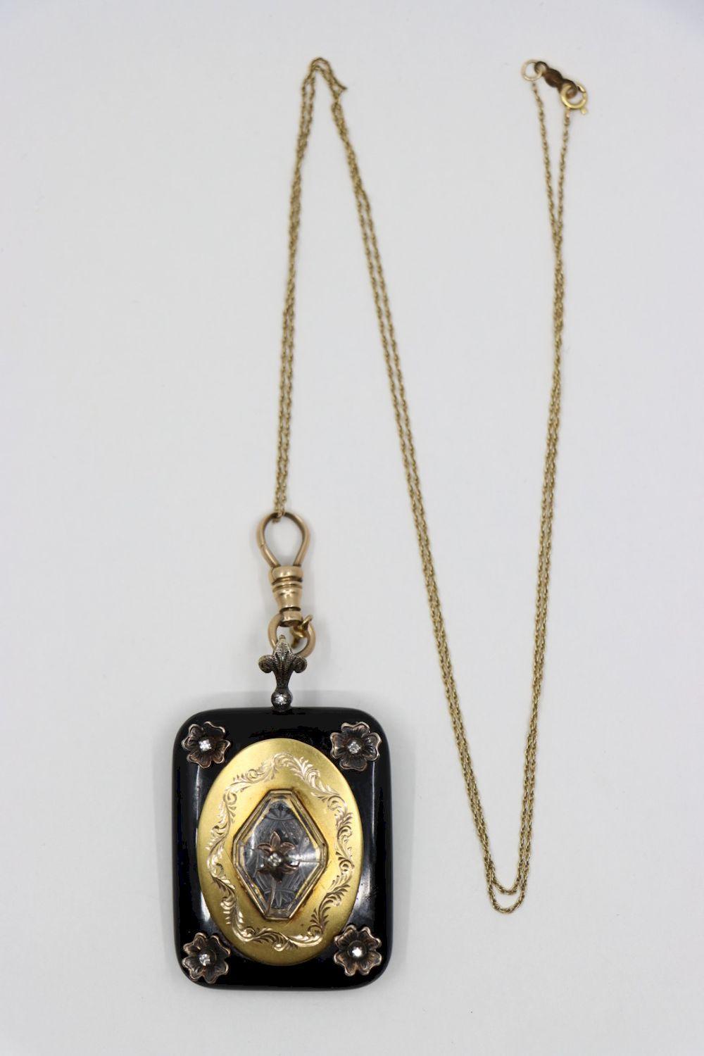 Antique Victorian 14K Gold Black Onyx Pendant Necklace For Sale 2