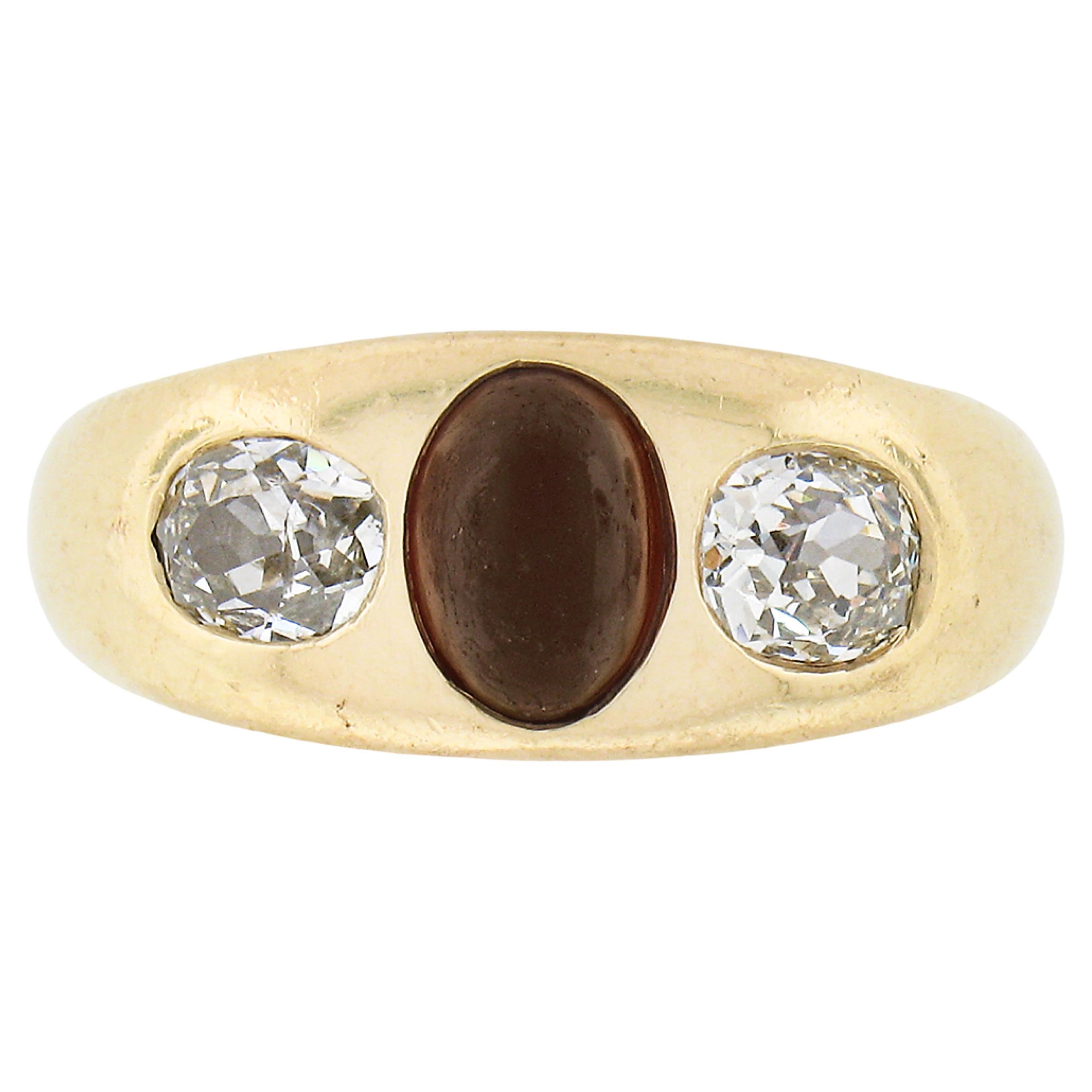Antique Victorian 14k Gold Cabochon Garnet & Old Mine Diamond 3 Stone Flush Ring For Sale