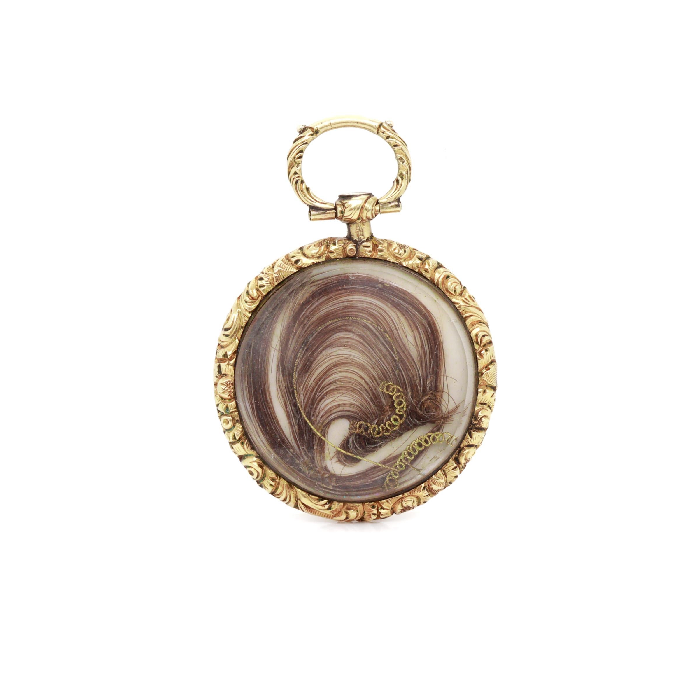 Antique Victorian 14K Gold, Enamel, & Hair Art Mourning Locket Pendant For Sale 3