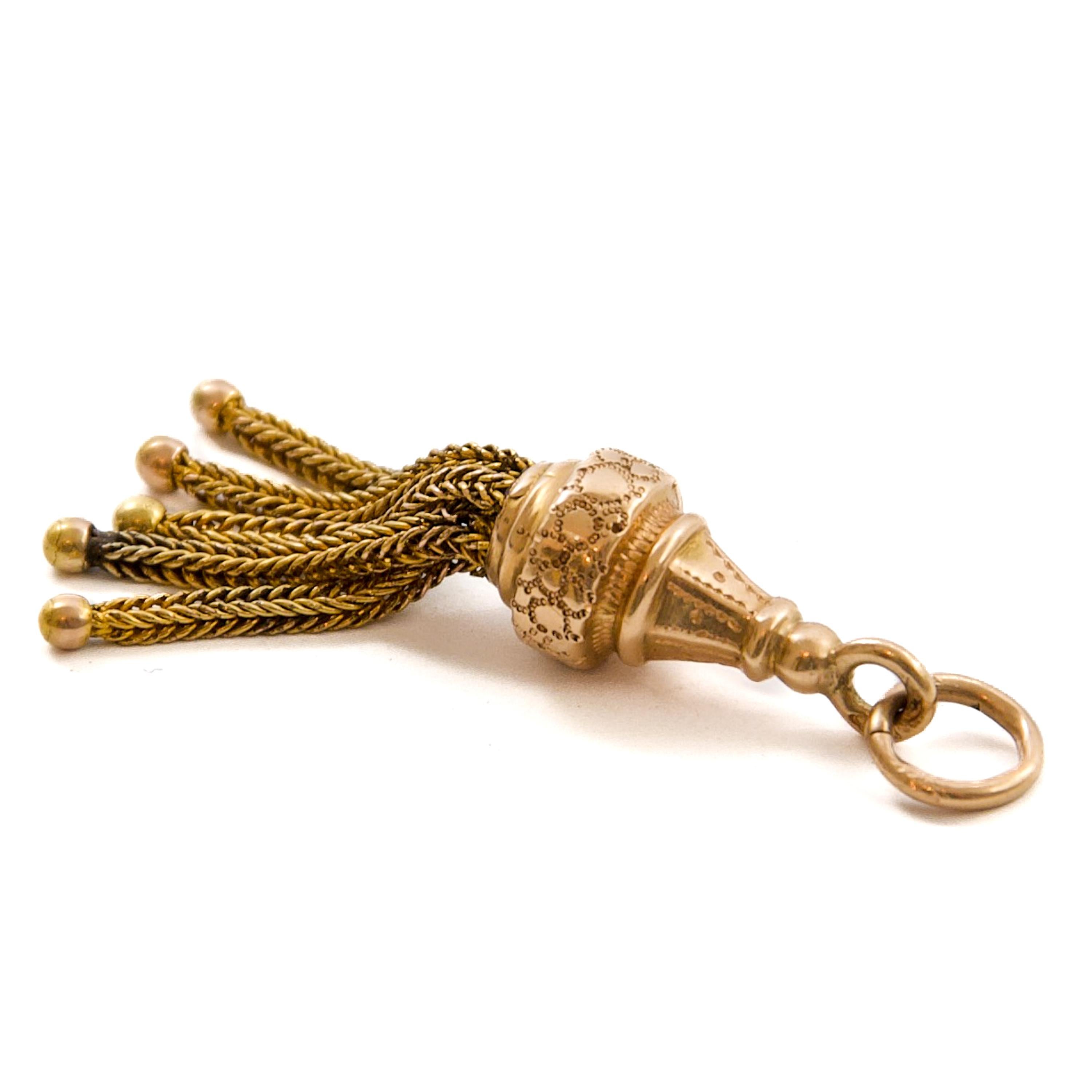 da uomo o donna Antico ciondolo vittoriano con nappe in oro 14K, CIRCA 1880 in vendita