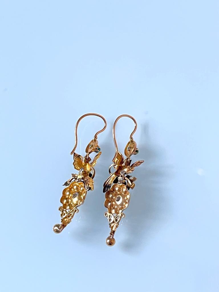 Antike viktorianische 14K Gold Türkis-Ohrringe mit langem Anhänger und Vogel, um 1880         für Damen oder Herren im Angebot