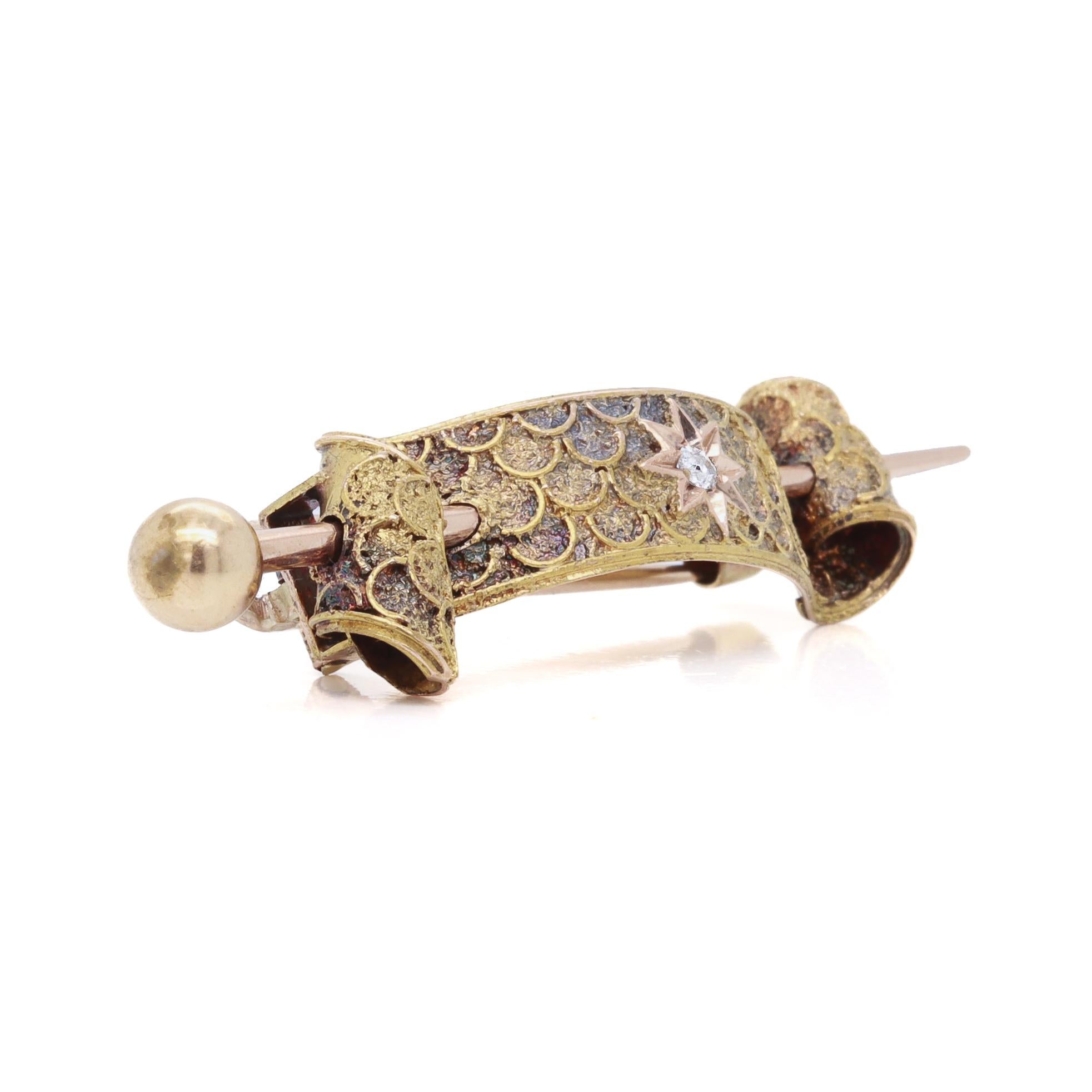 Broche ou épingle victorienne ancienne en or jaune et rose 14k et diamants en forme de volute en vente 5