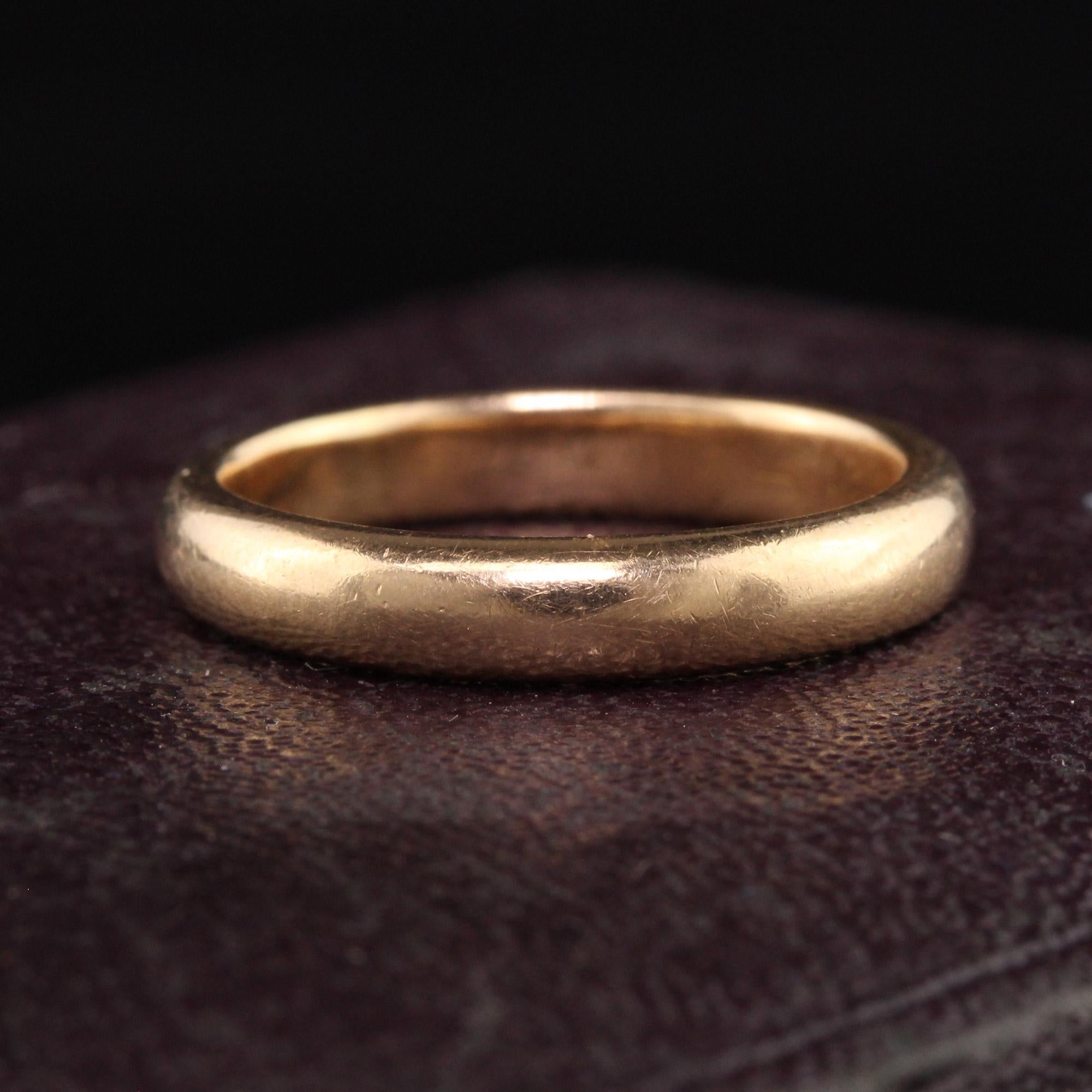 Beautiful Antique Victorian14K Yellow Gold Classic Wedding Band - Size 6 1/2. This classic band is in great condition and has an aged patina that only time can give.

Item #R1089

Metal: 14K Yellow Gold

Weight: 4.4 Grams

Size: 6 1/2

Measurements: