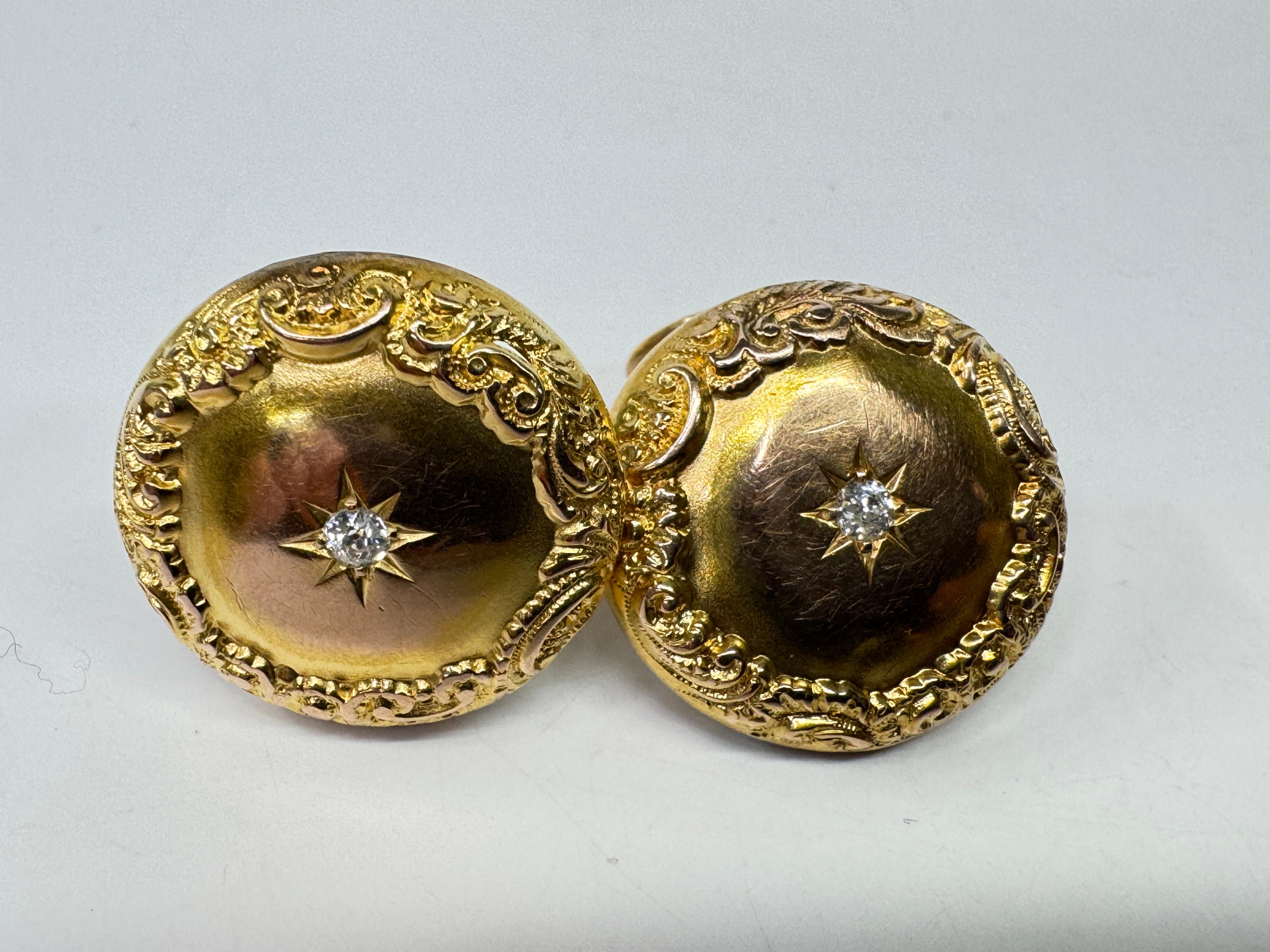 Boutons de manchette victoriens anciens en or jaune 14 carats avec diamants (0,10 carat) Bon état - En vente à Palm Desert, CA