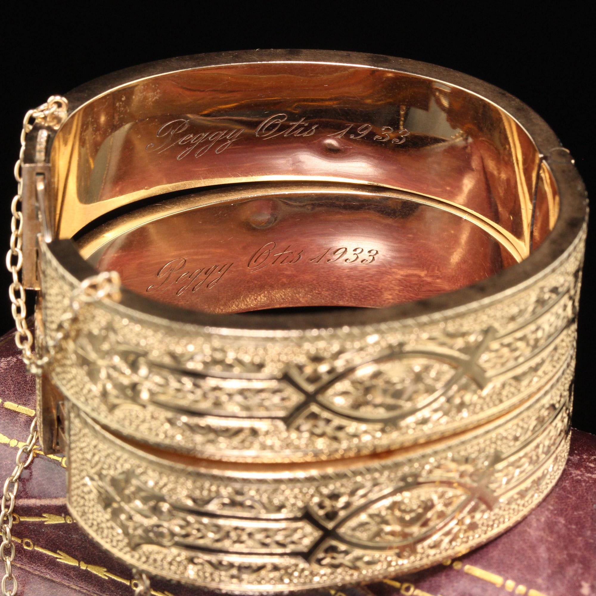Antiker viktorianischer 14K Gelbgold gravierter breiter Armreif-Set Damen