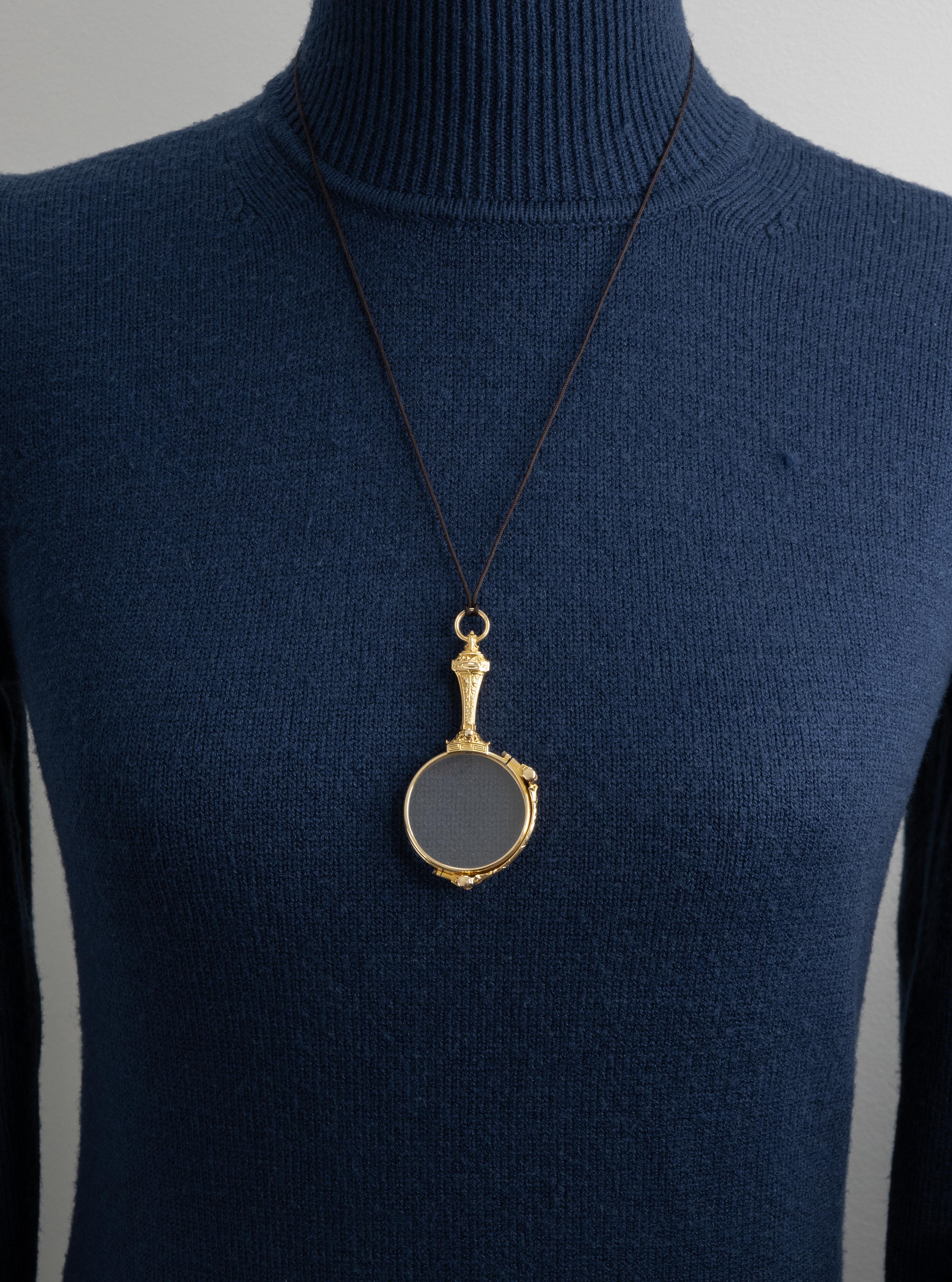 Antique Victorian 14K Yellow Gold Lorgnette Pendant c. 1900 For Sale 12