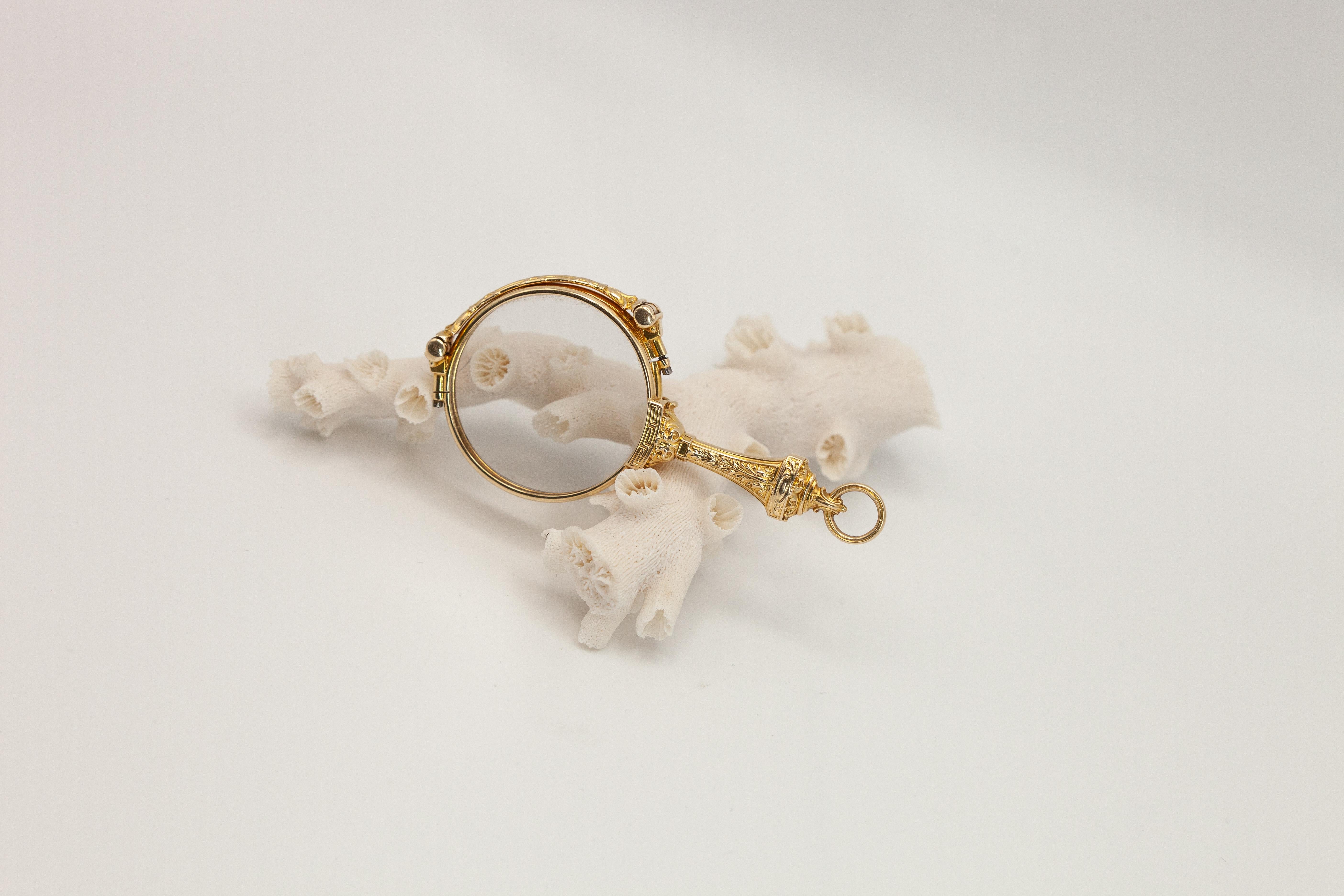 Antique Victorian 14K Yellow Gold Lorgnette Pendant c. 1900 For Sale 4