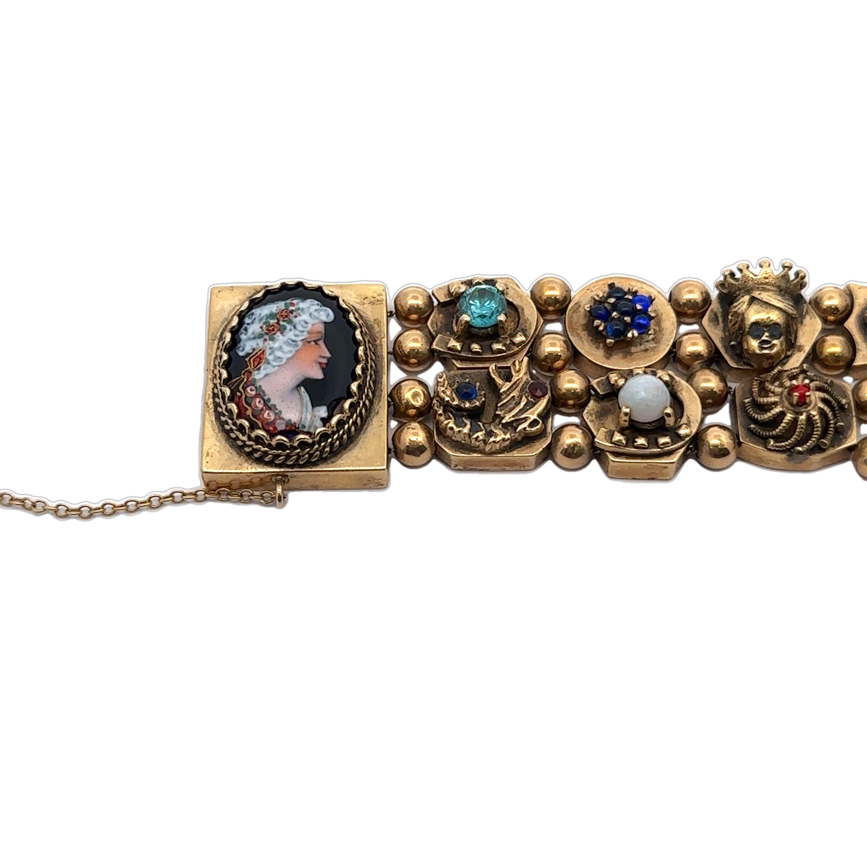 Donna Bracciale vittoriano antico in oro giallo 14k con più pietre e 2 file di charme a scorrimento in vendita