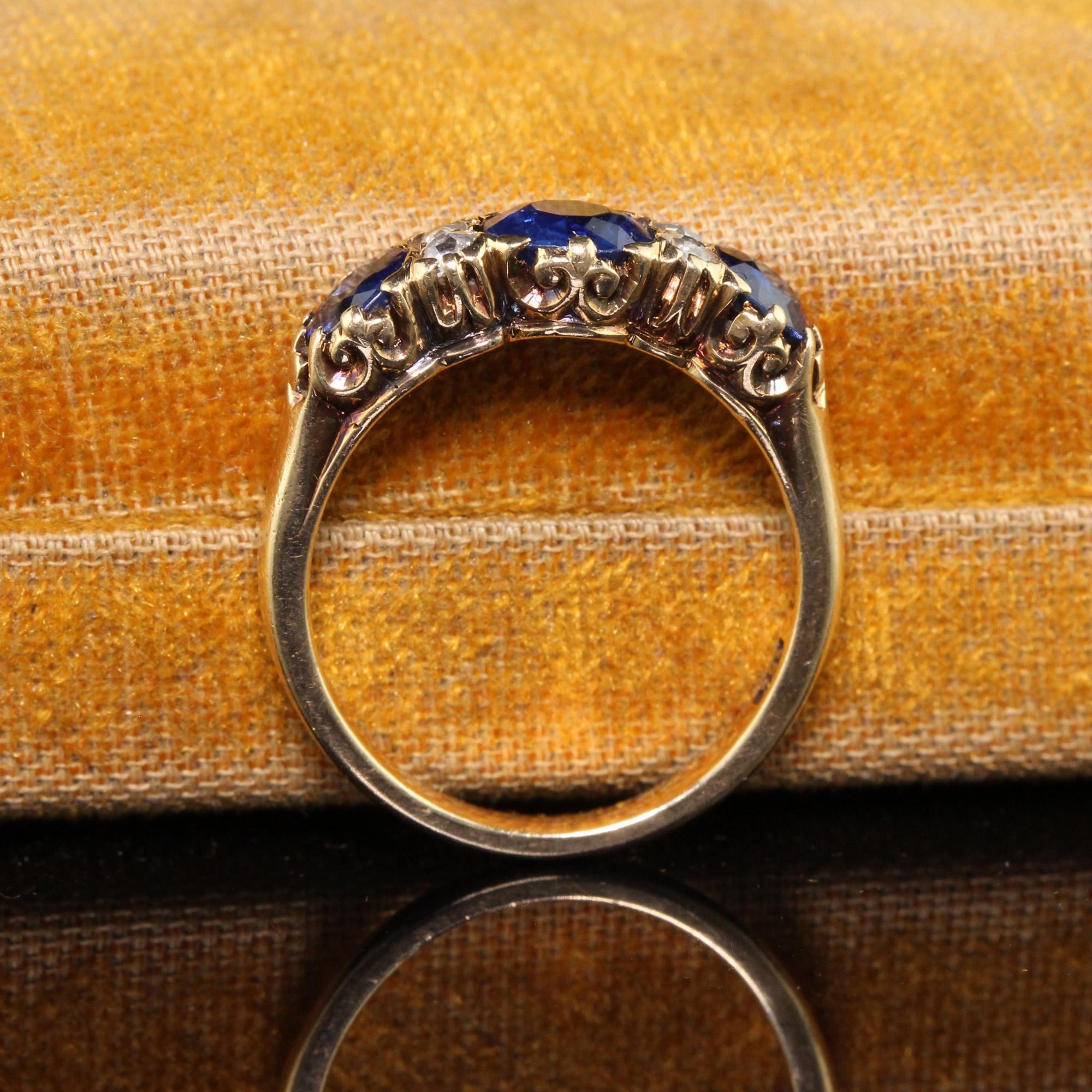 Antique Victorian 14K Yellow Gold Natural Sapphire and Diamond Three Stone Band  In Good Condition For Sale In Great Neck, NY