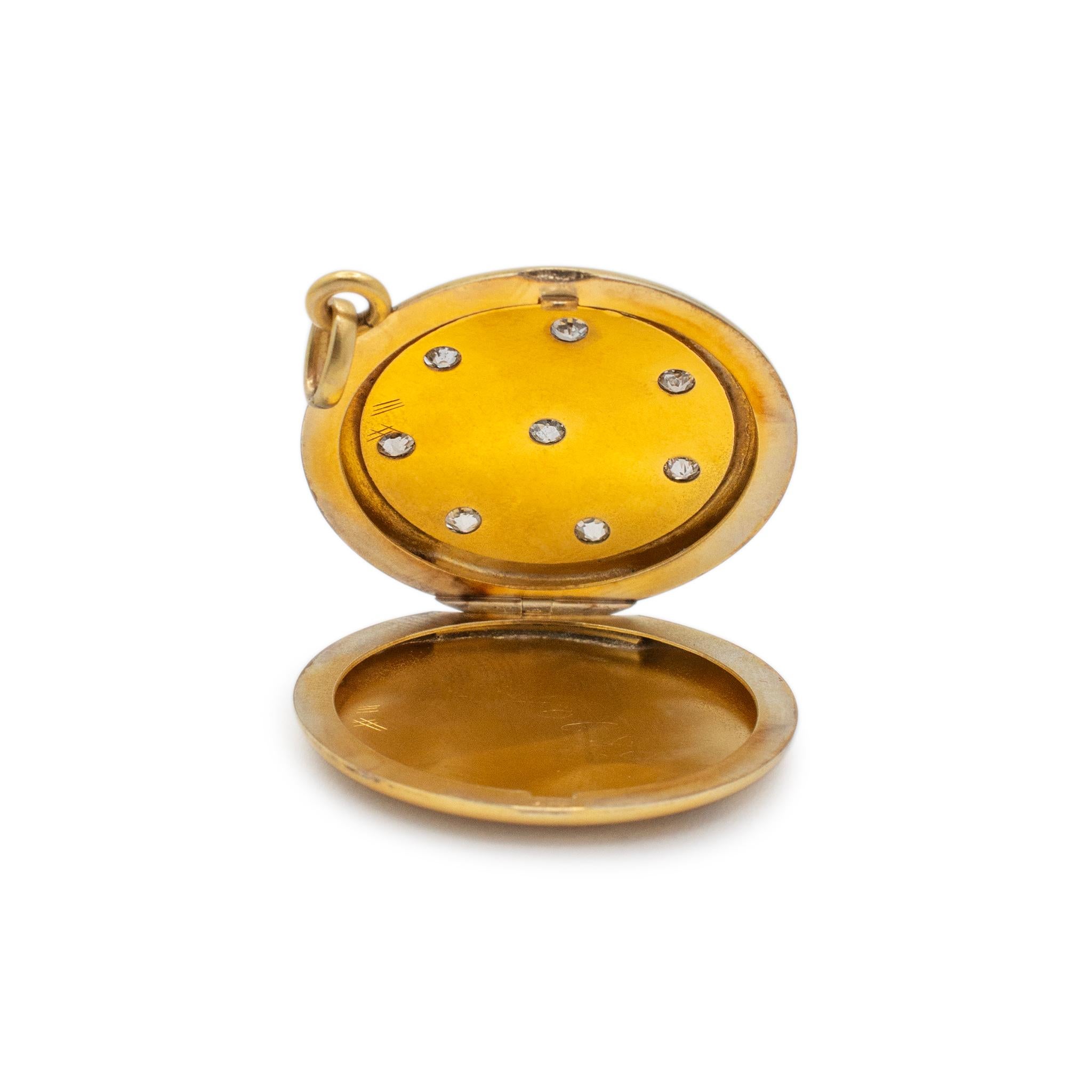 Antique Victorian 14K Yellow Gold Old European Cut Diamond Round Locket Pendant For Sale 2