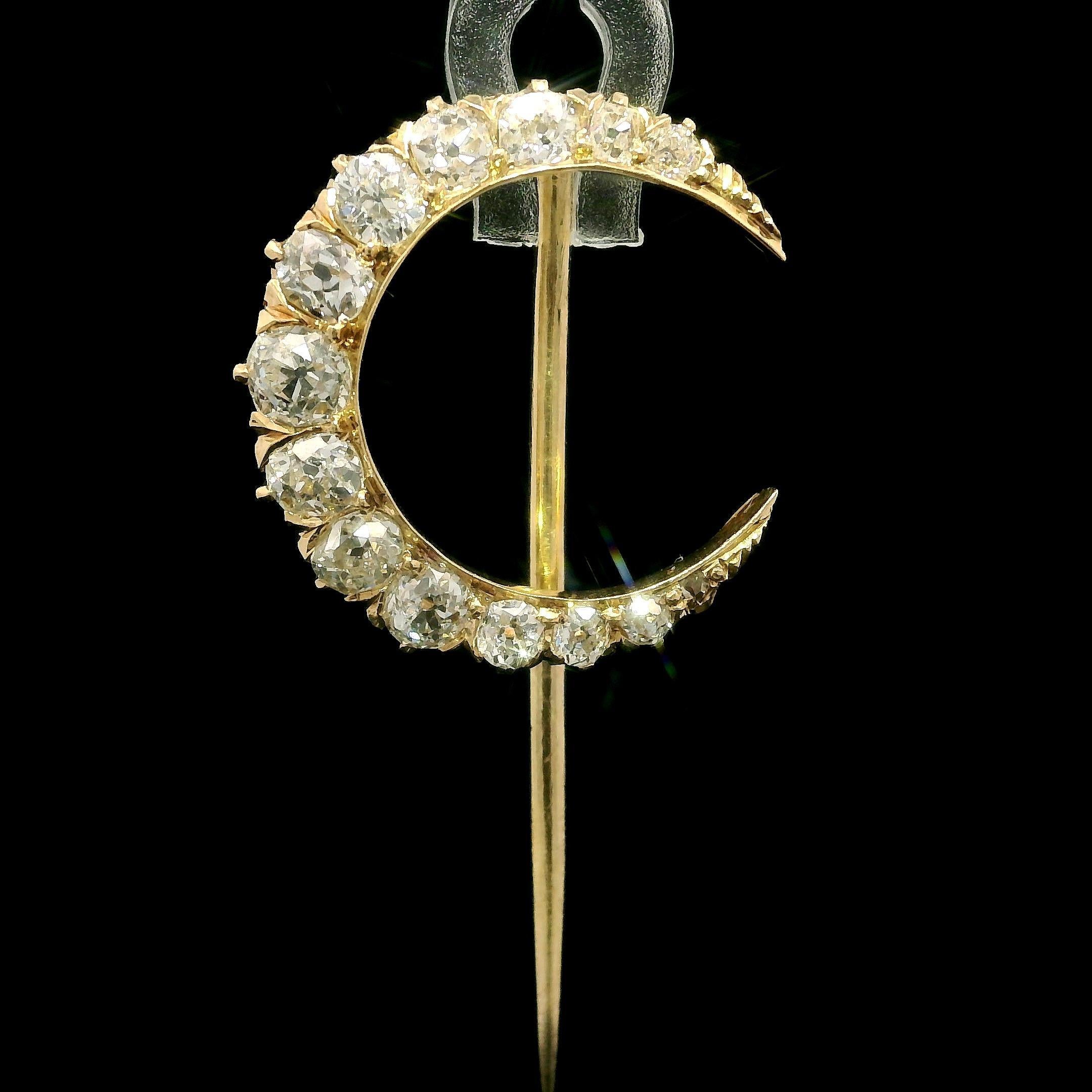 Antique Victorian 14k Yellow Gold Old Mine Cut Diamond Crescent Stick Pin In Excellent Condition In Montclair, NJ