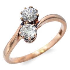 Antique Victorian 14k Yellow Gold Old Mine Cut Diamond Toi et Moi Bypass Ring