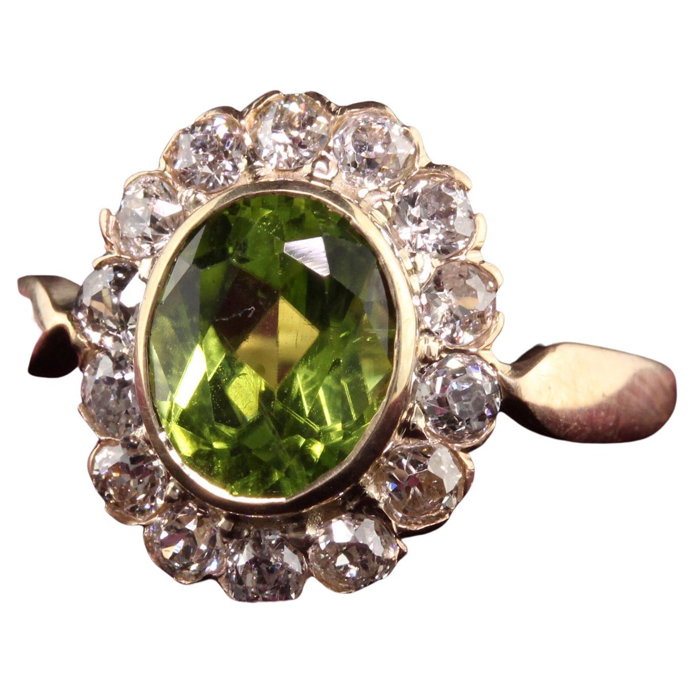 Antique Victorian 14K Yellow Gold Old Mine Diamond and Peridot Ring