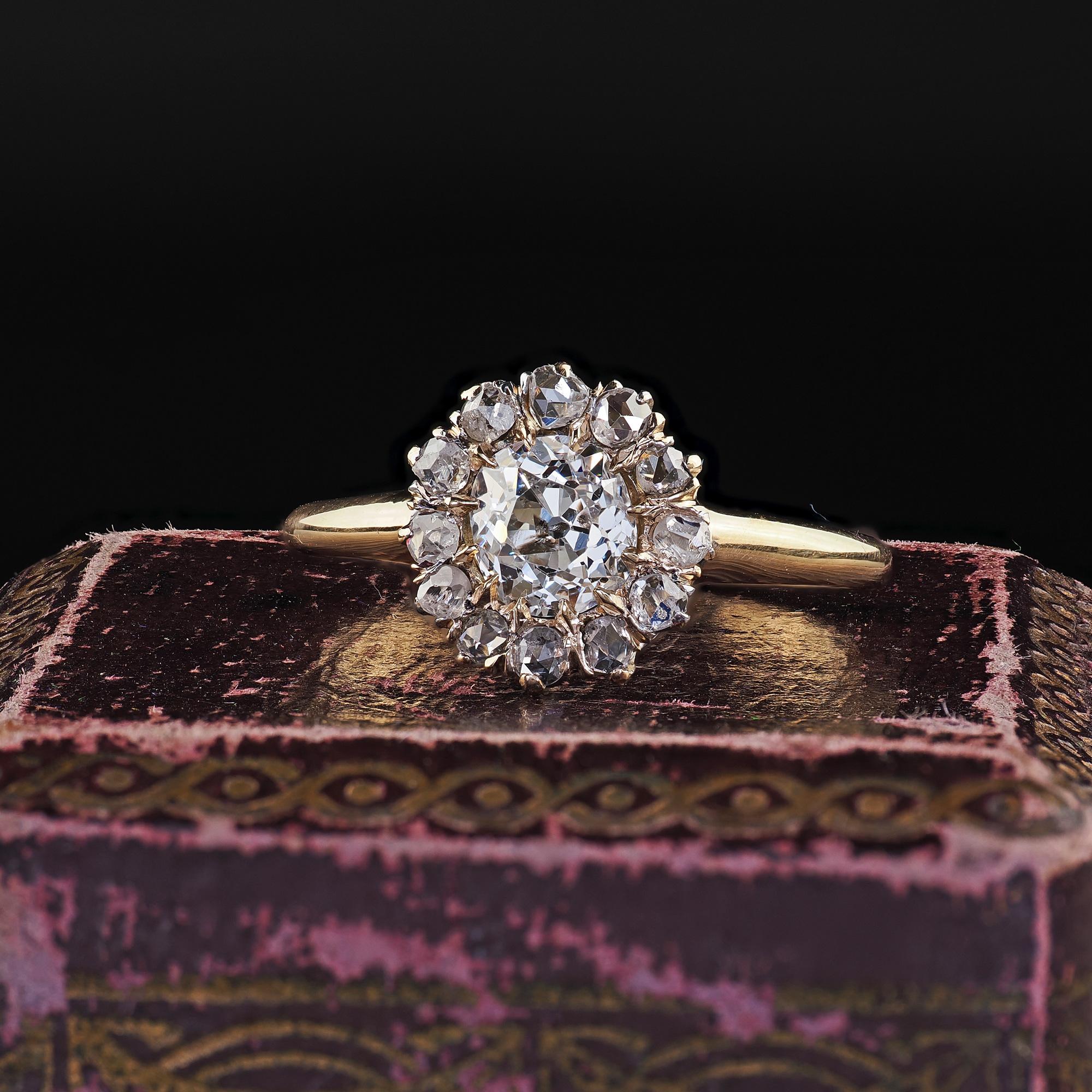 Bellissimo anello di fidanzamento antico vittoriano in oro giallo 14K con diamanti 