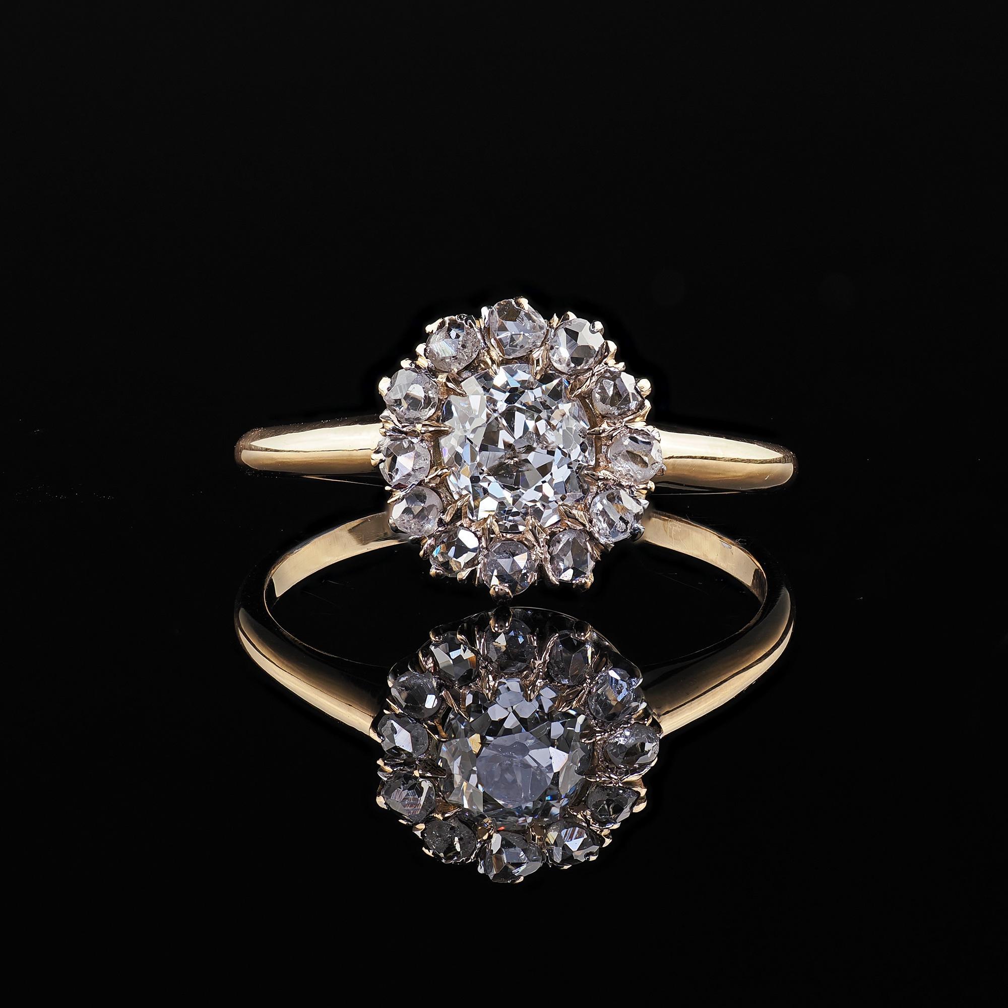 Antico anello di fidanzamento vittoriano in oro giallo 14K con diamanti 