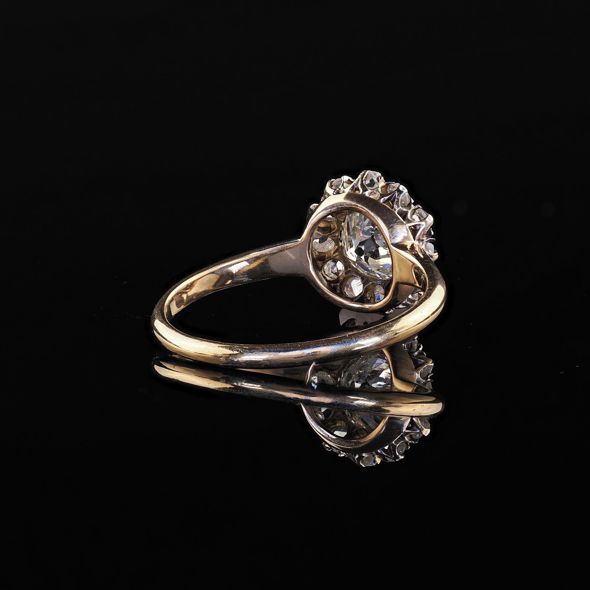 Antico anello di fidanzamento vittoriano in oro giallo 14K con diamanti 
