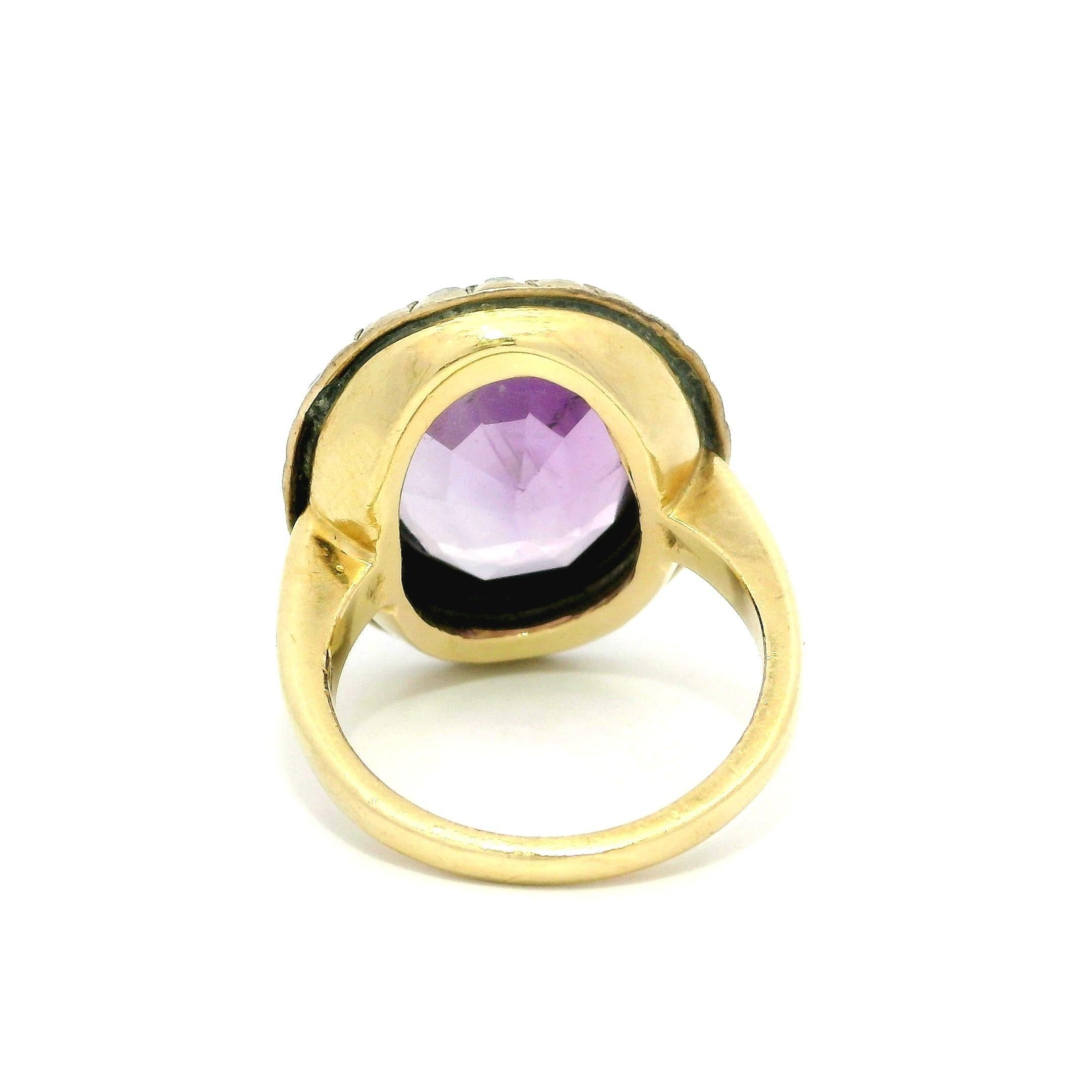 Donna Antico anello da cocktail vittoriano in oro giallo 14k con ametista ovale e perla a raggiera in vendita